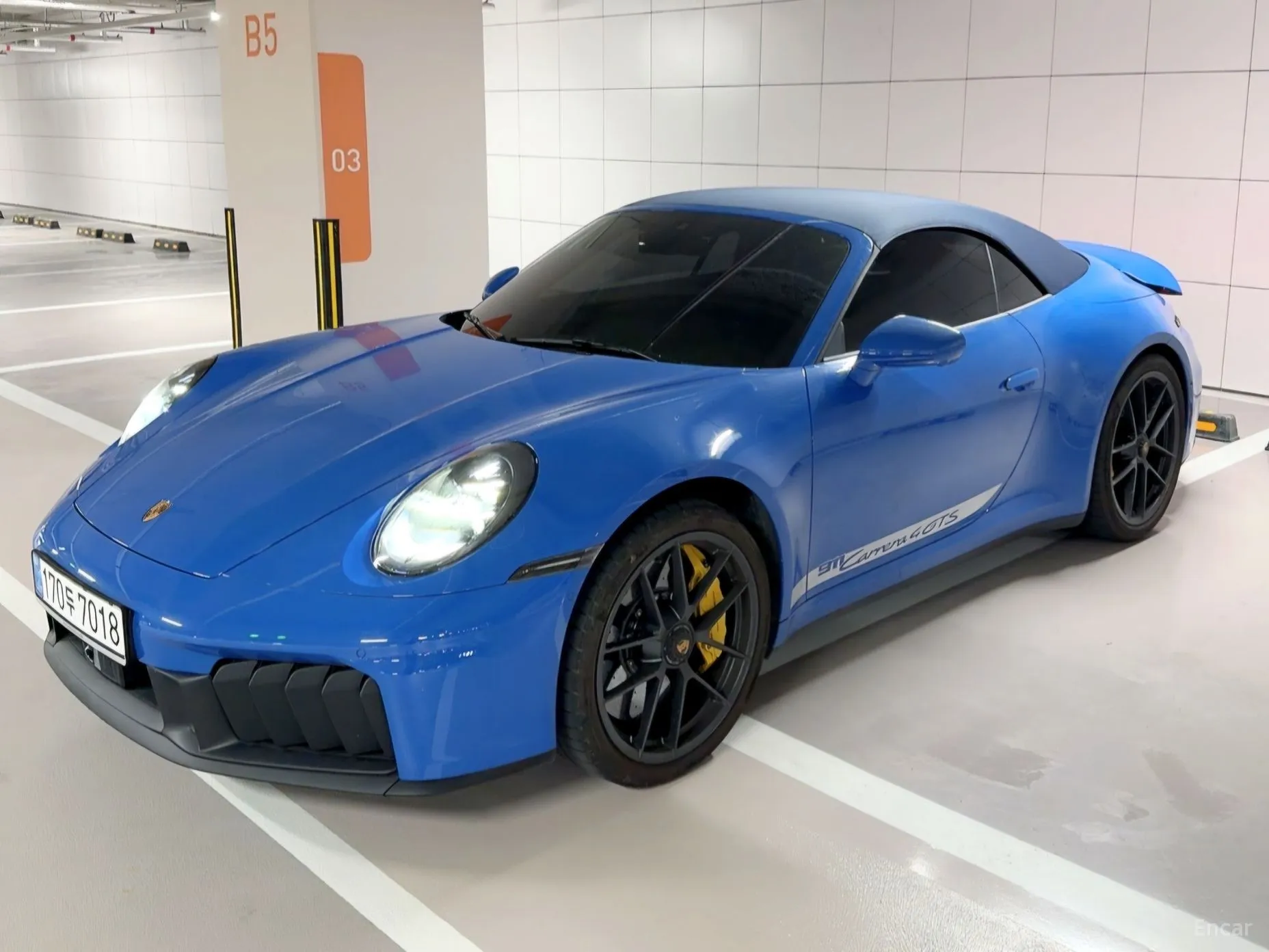 Porsche 911 (992)