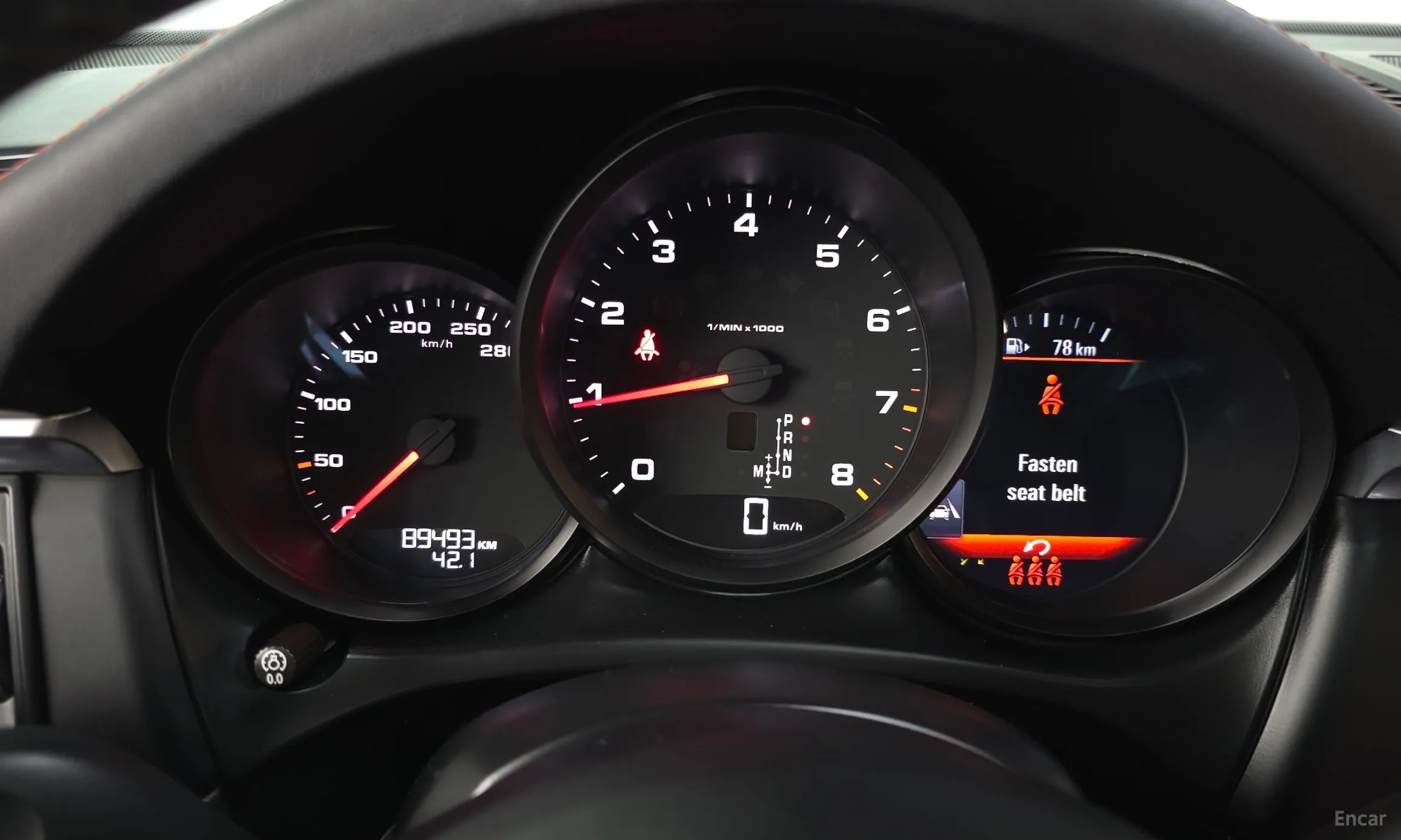 Porsche Macan превью 8