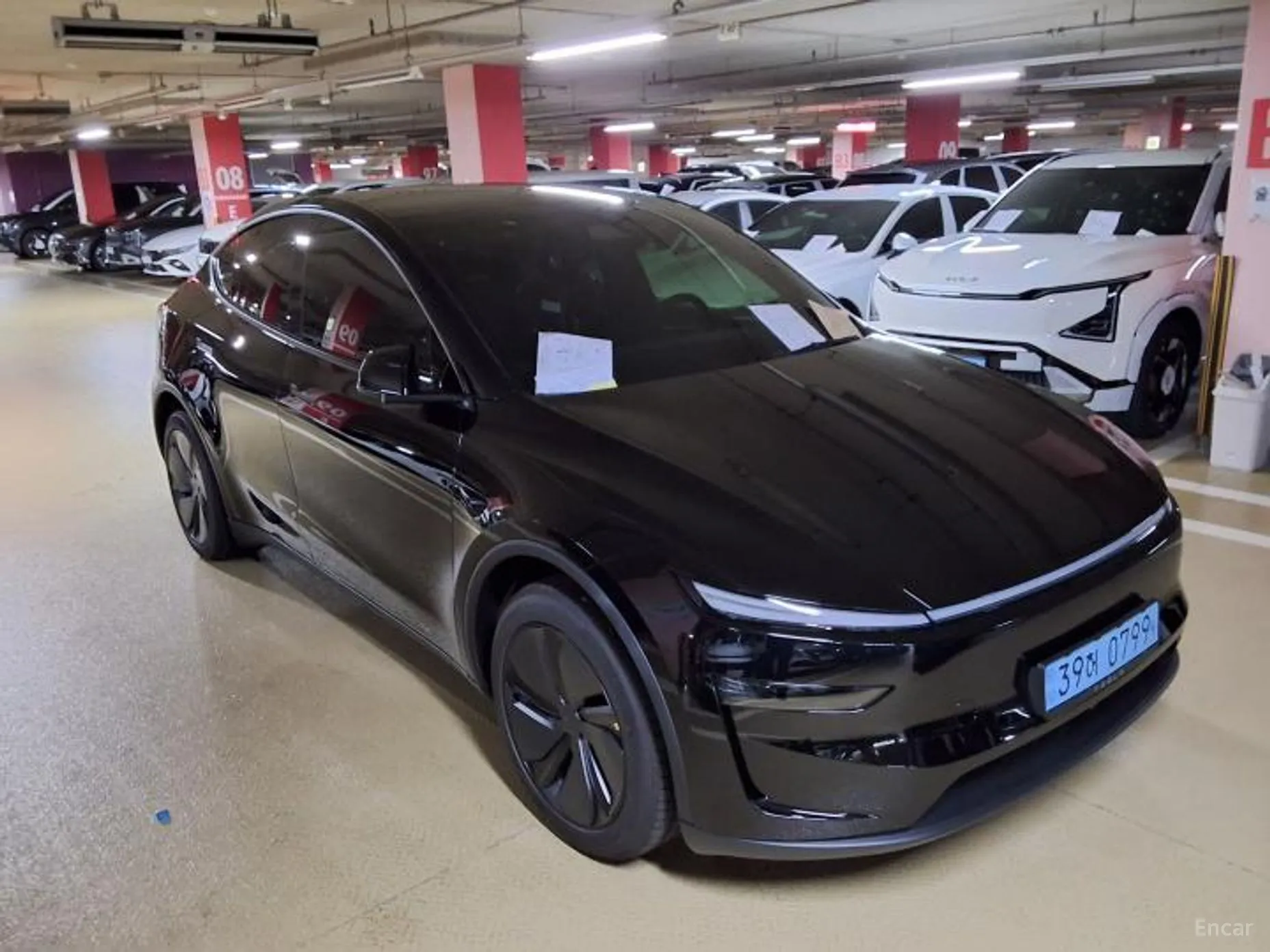 Tesla Model Y превью 12