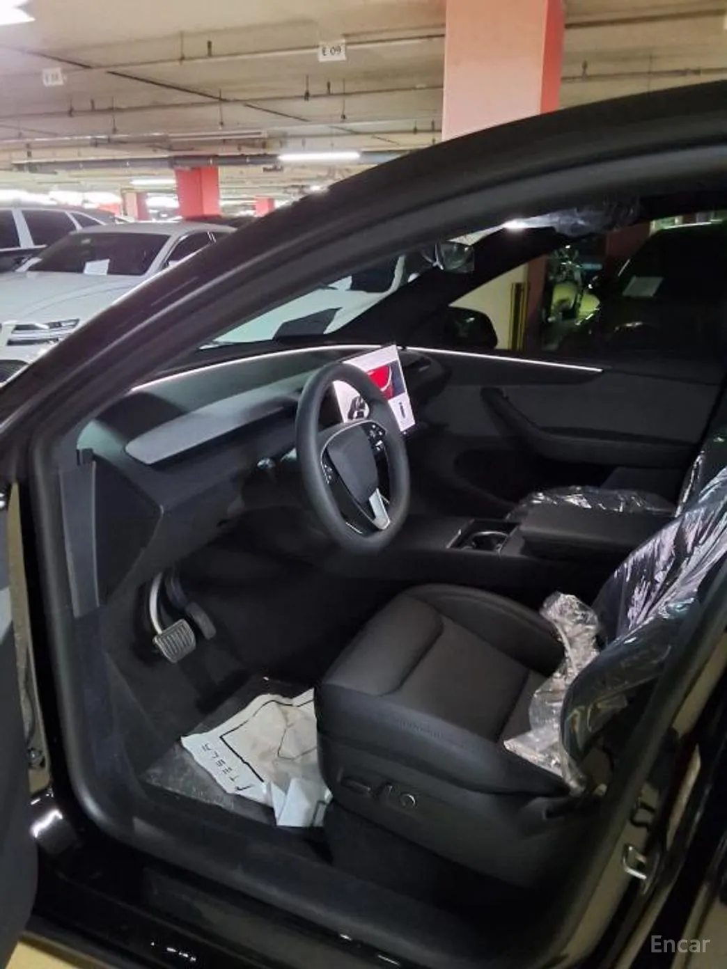 Tesla Model Y превью 3