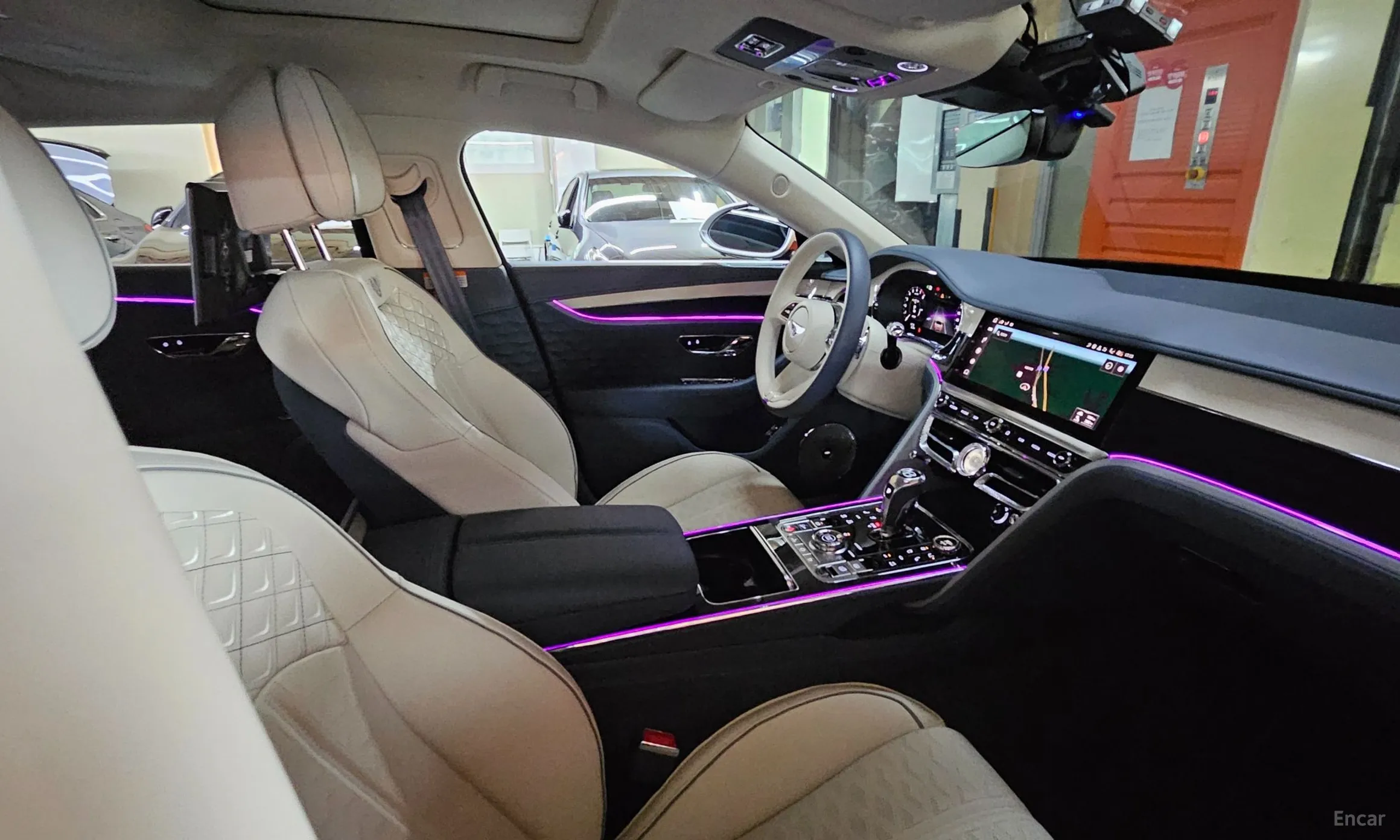Bentley Flying Spur 4th Generation превью 15