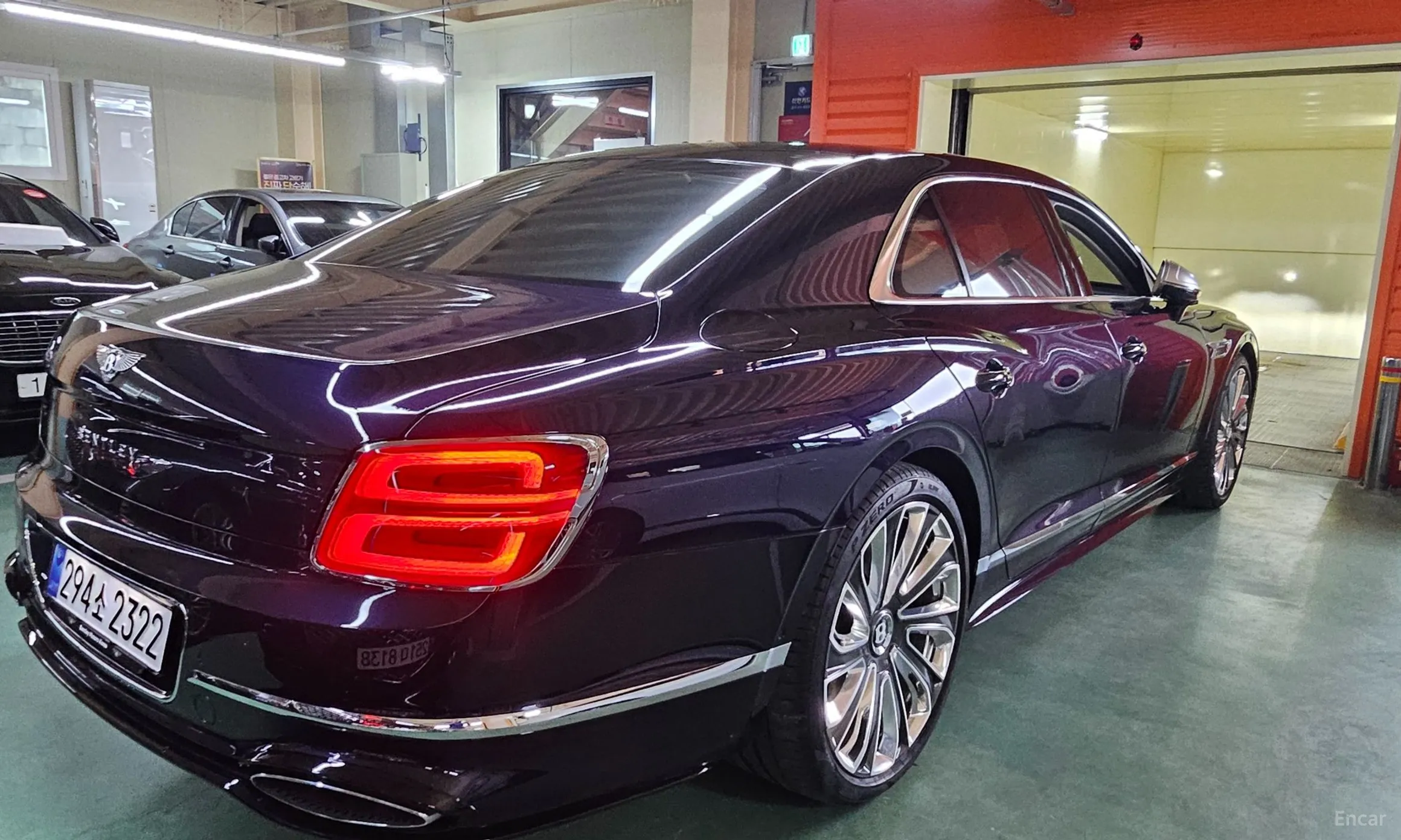 Bentley Flying Spur 4th Generation превью 4