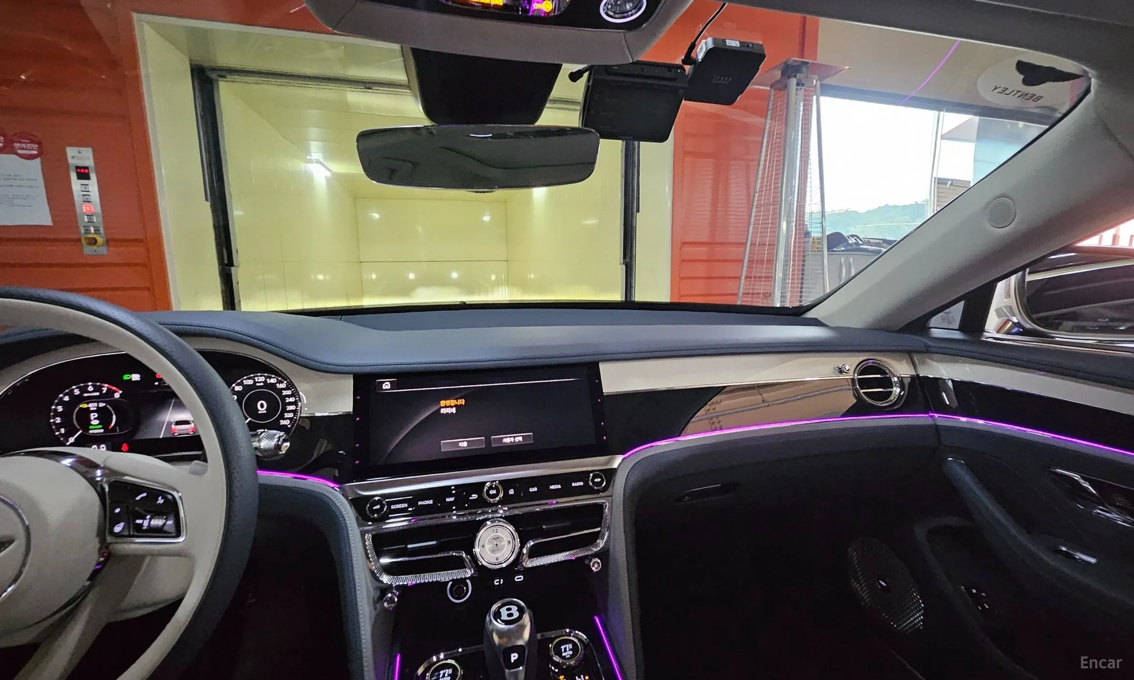Bentley Flying Spur 4th Generation превью 6