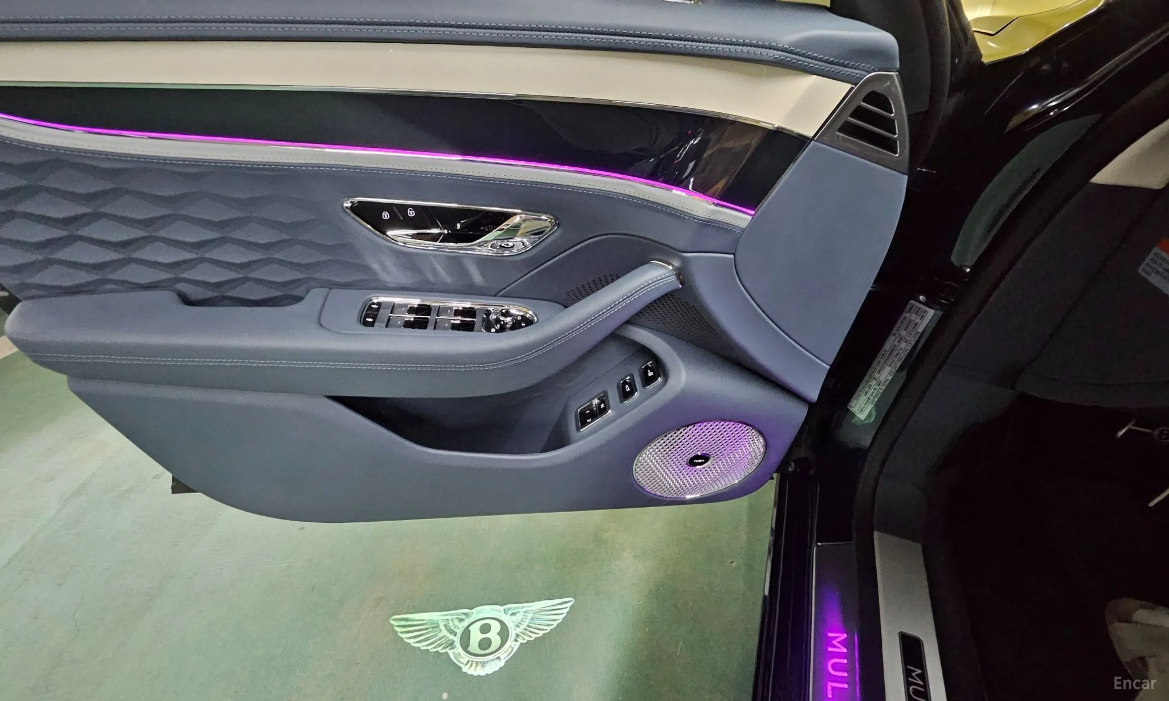 Bentley Flying Spur 4th Generation превью 8