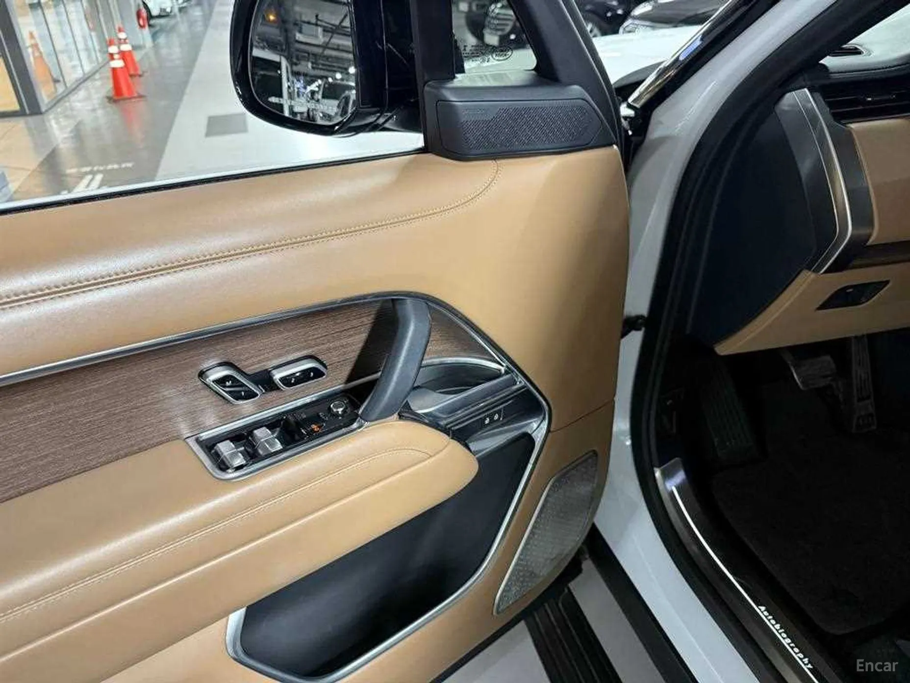 Land Rover Range Rover 5th Generation превью 12