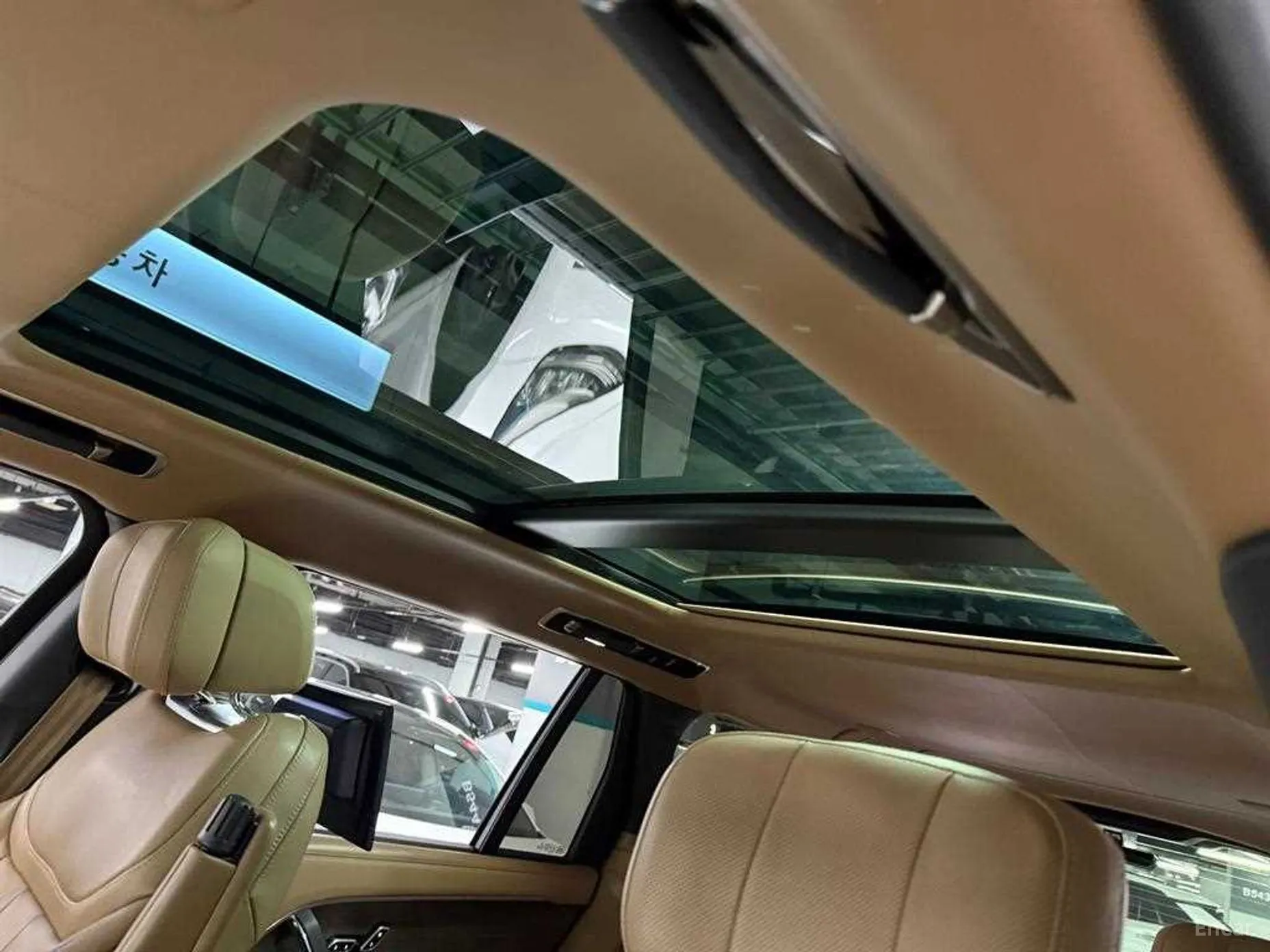 Land Rover Range Rover 5th Generation превью 15