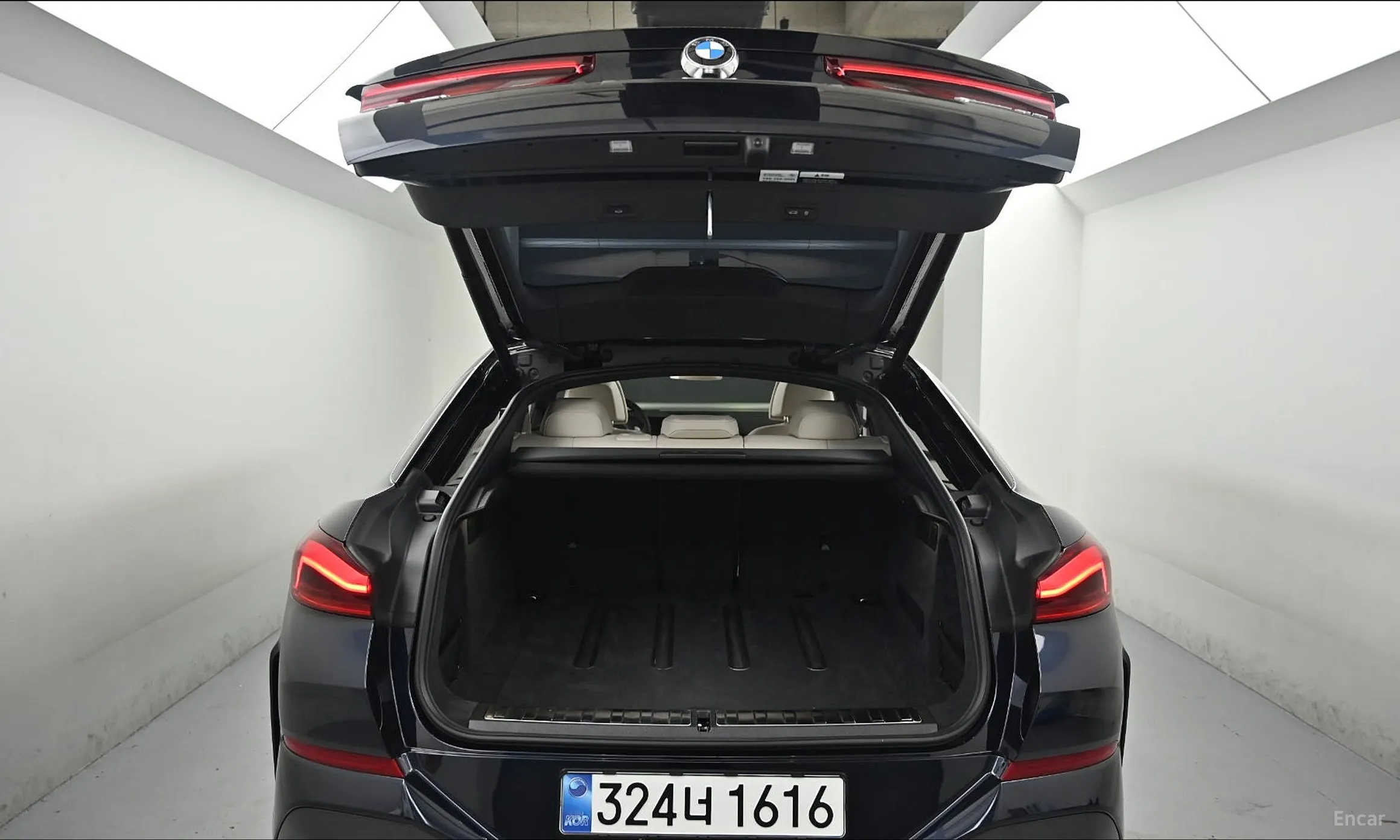 BMW X6 (G06) превью 9