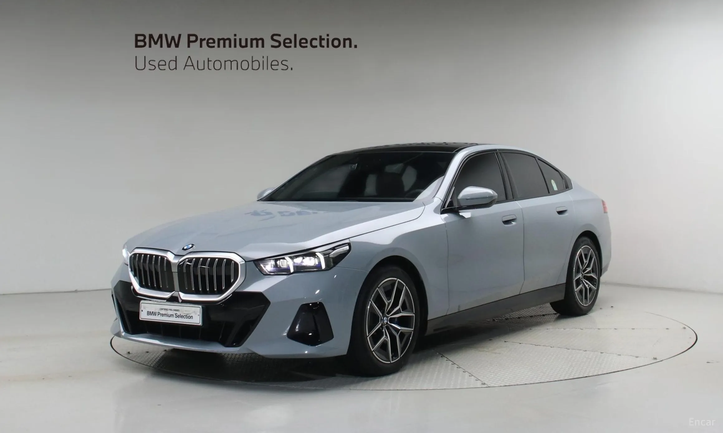 BMW 5 Series (G60)