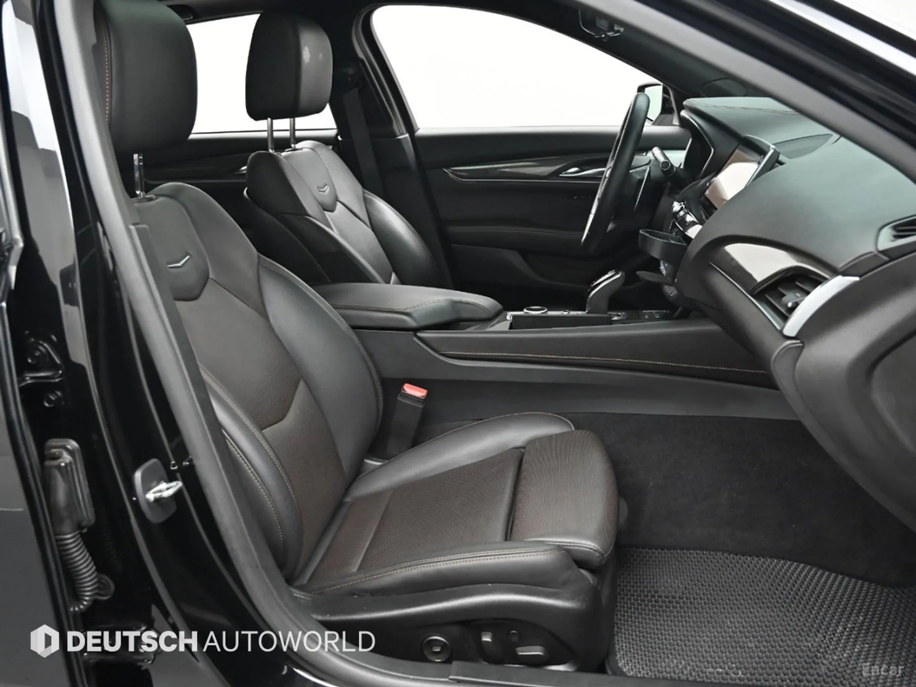 Cadillac CT5 превью 10