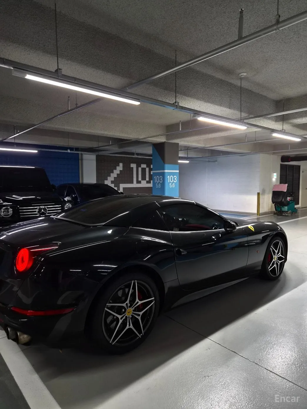 Ferrari California превью 12