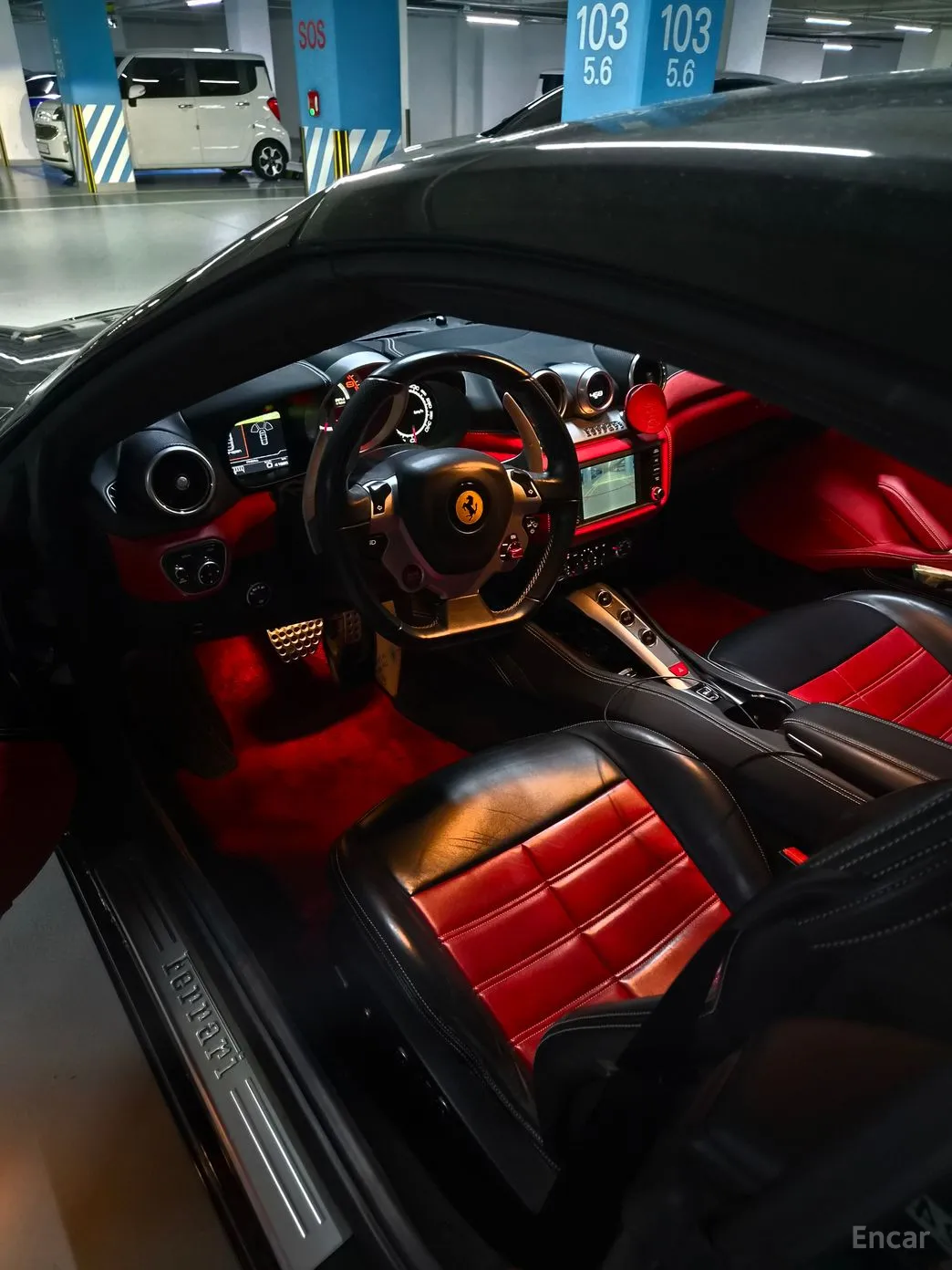 Ferrari California превью 7