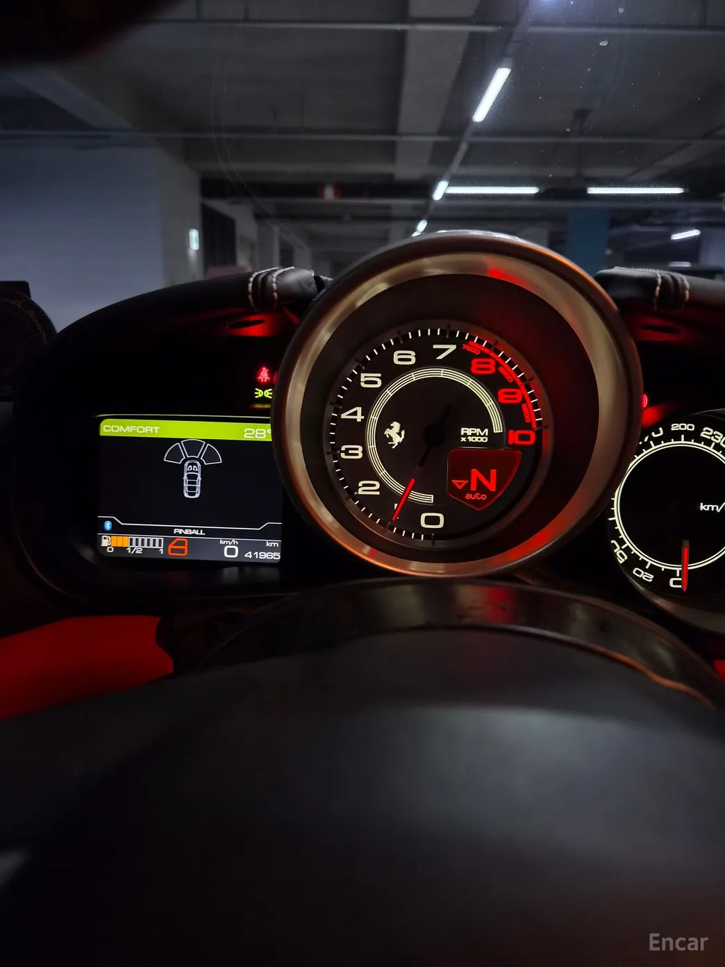 Ferrari California превью 8