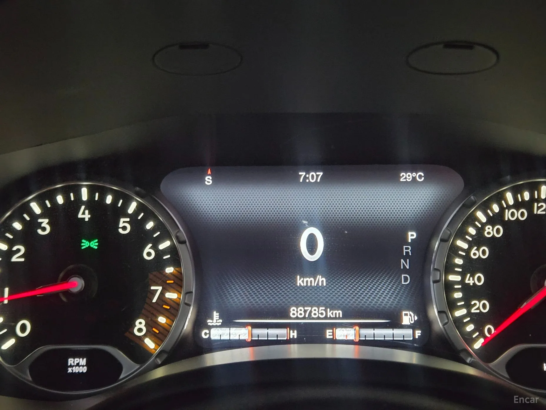 Jeep Renegade превью 7