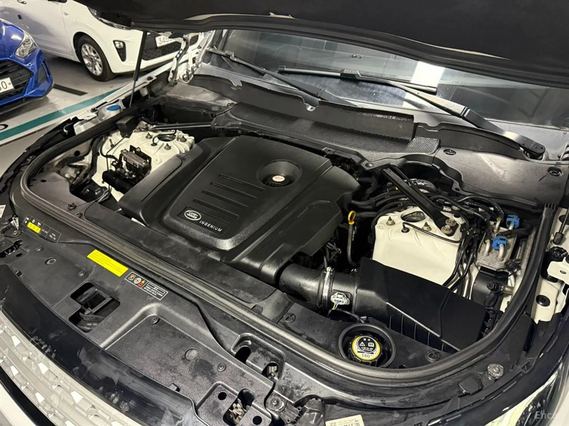 Land Rover Discovery 5 превью 6