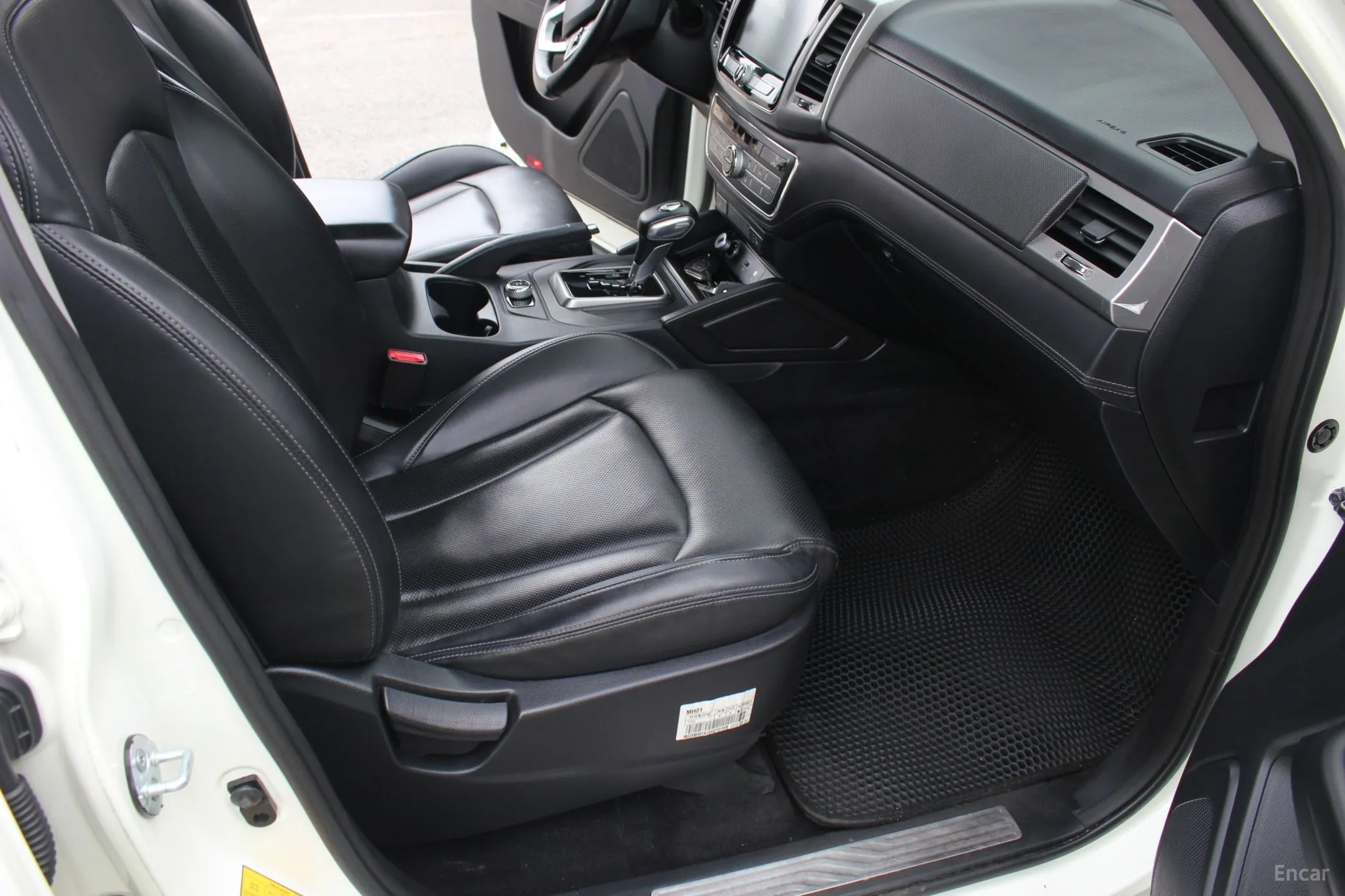 KG Mobility (SsangYong) Rexton Sports превью 14