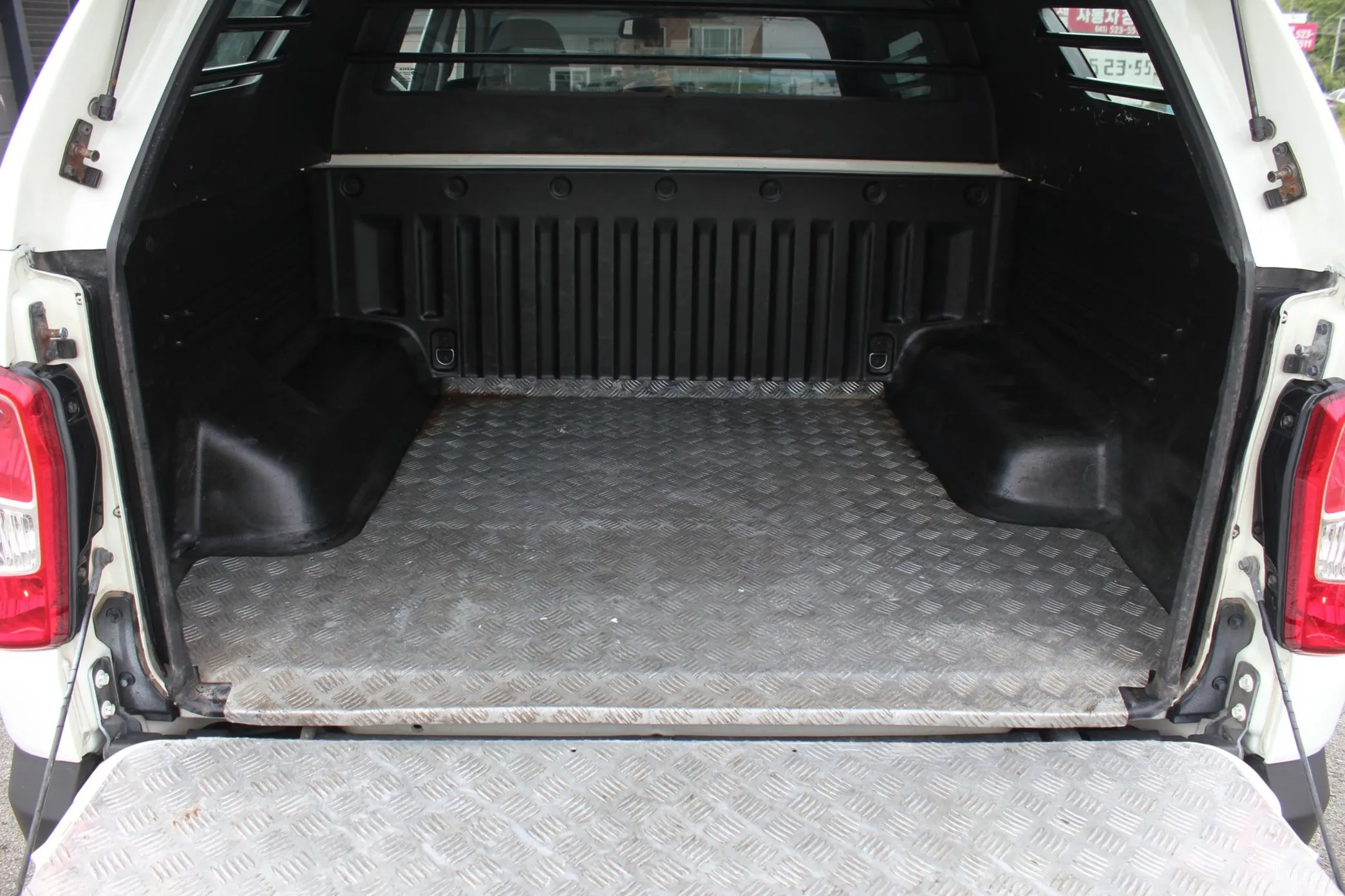KG Mobility (SsangYong) Rexton Sports превью 15