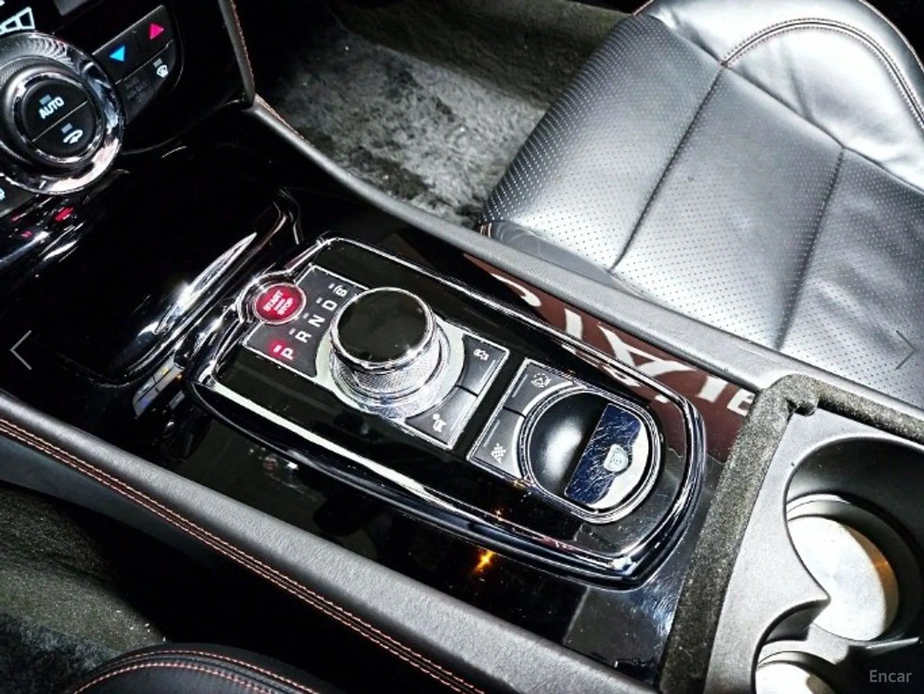 Jaguar XKR превью 10