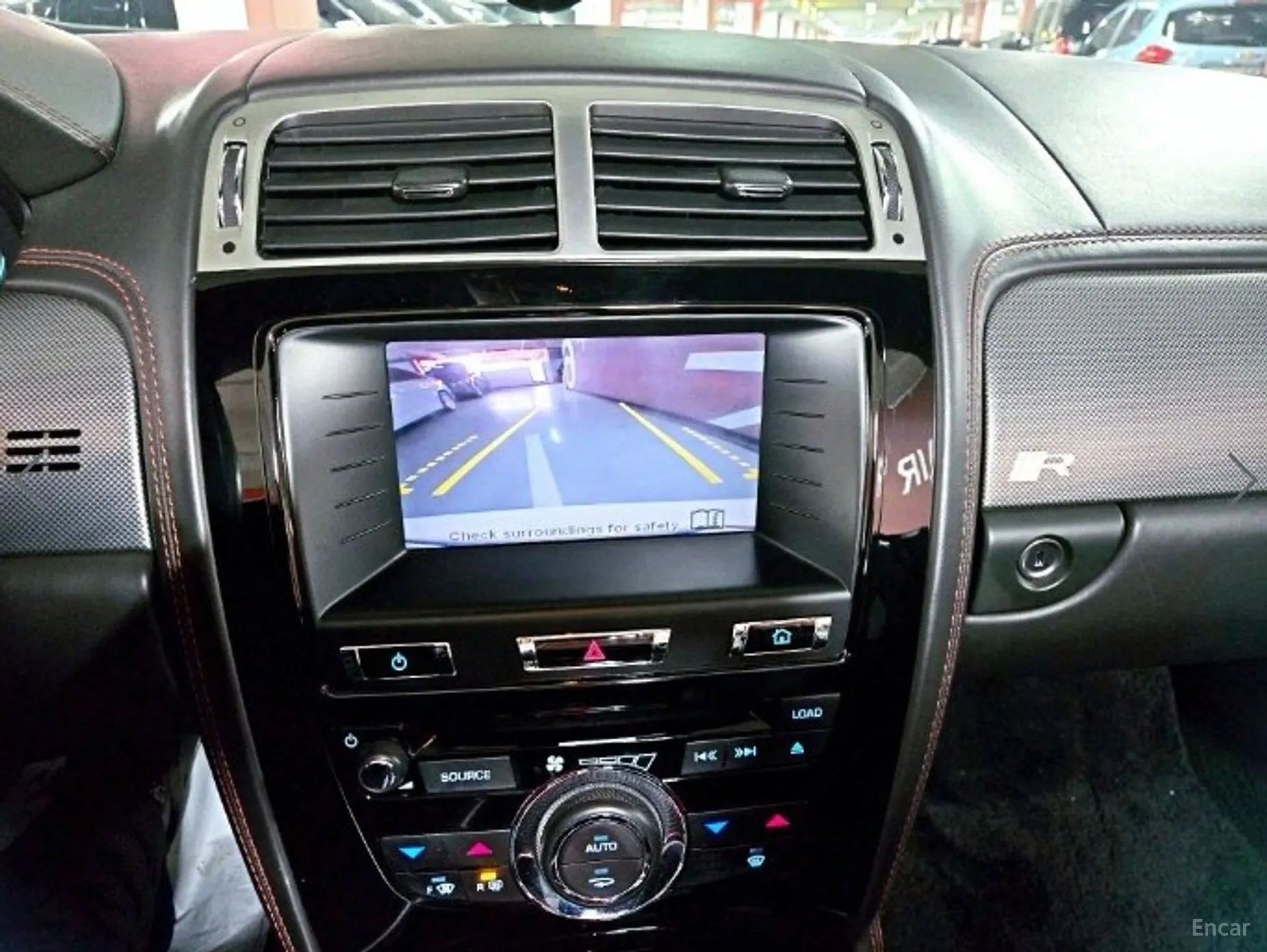 Jaguar XKR превью 13