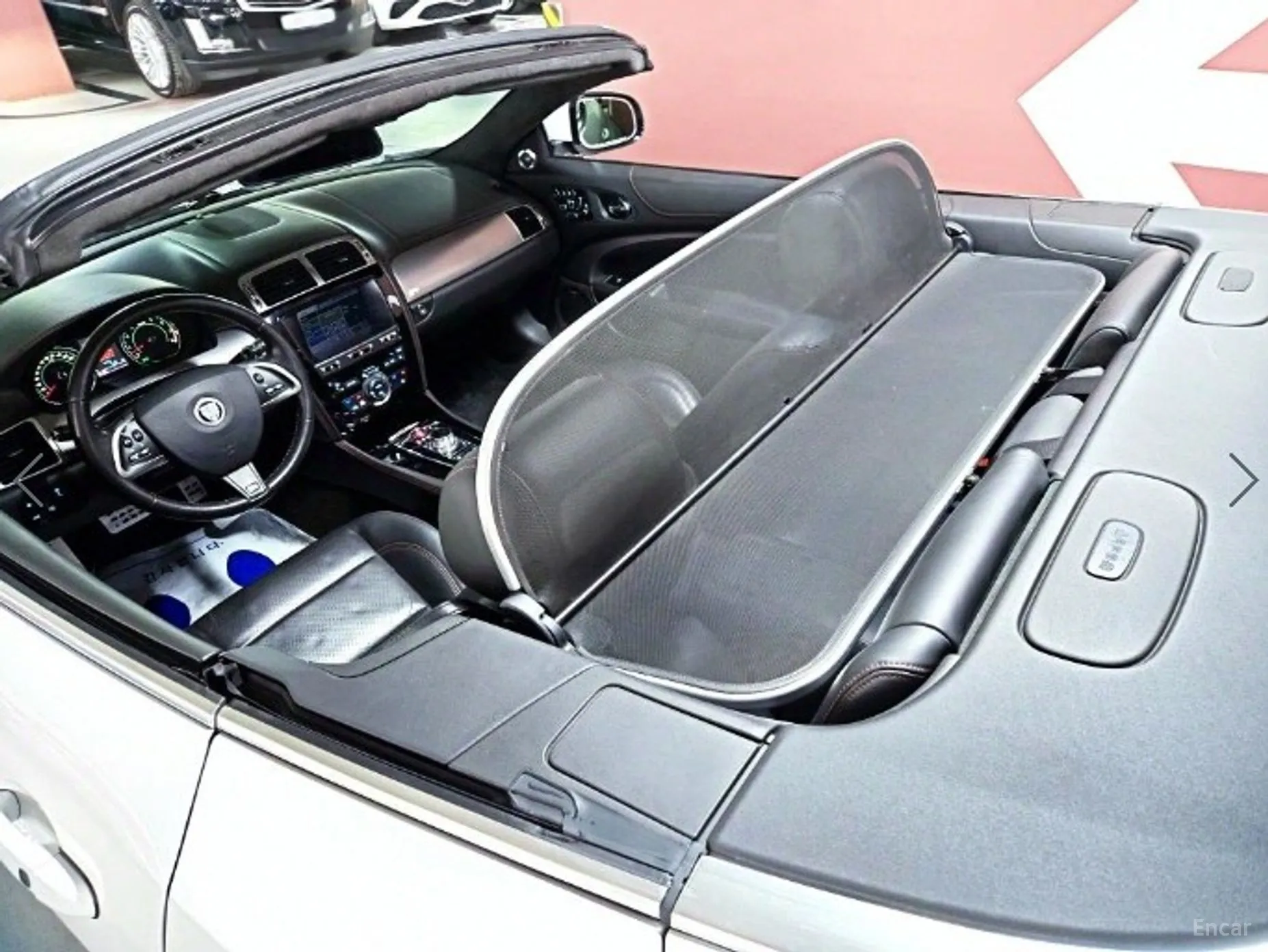 Jaguar XKR превью 15