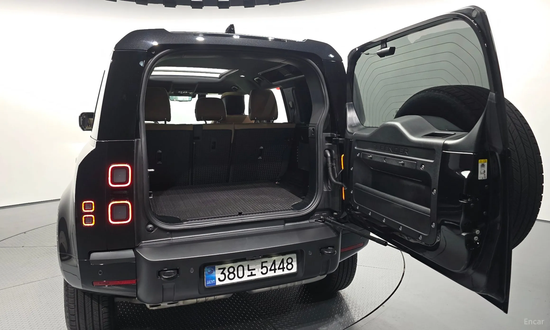 Land Rover Defender (L663) превью 20