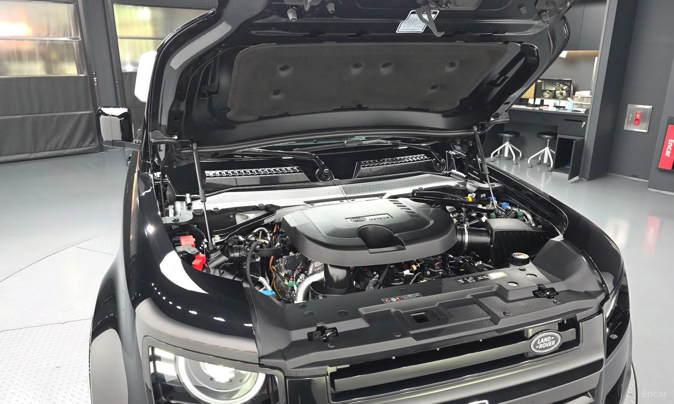 Land Rover Defender (L663) превью 6