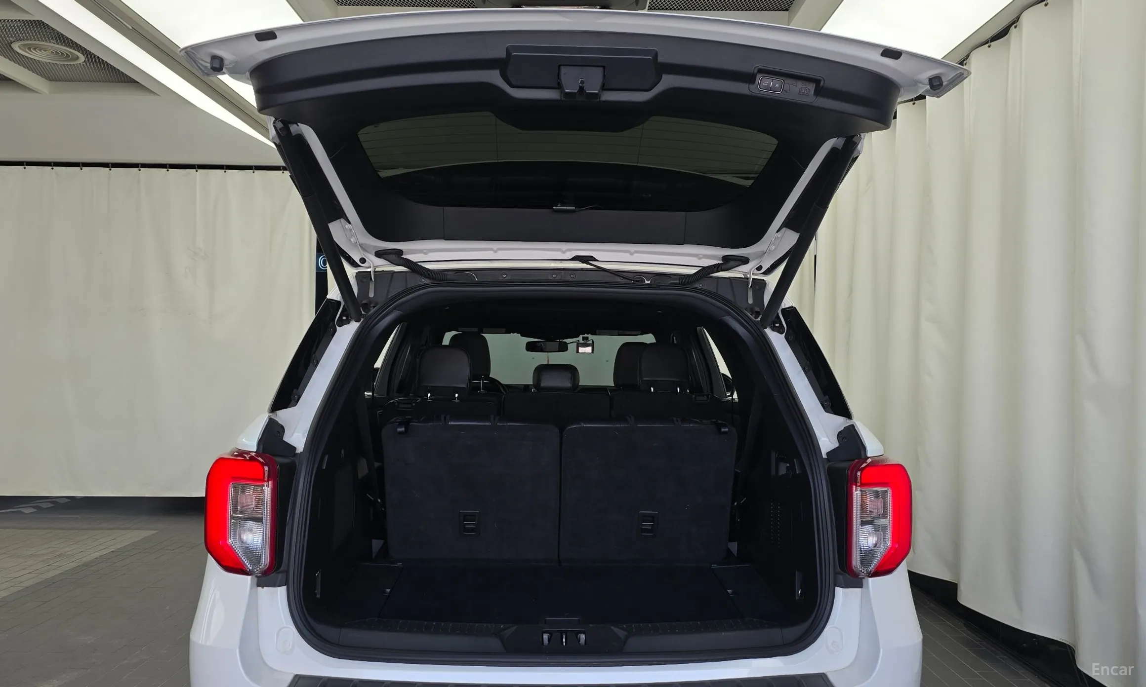 Ford Explorer 6th Generation превью 20