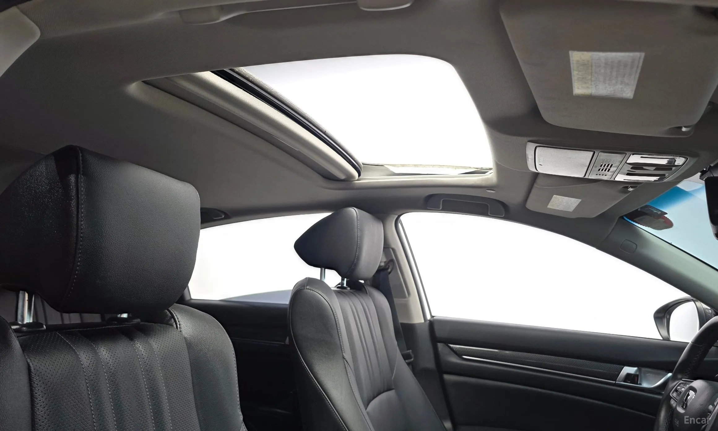Honda Accord 10th Generation превью 20