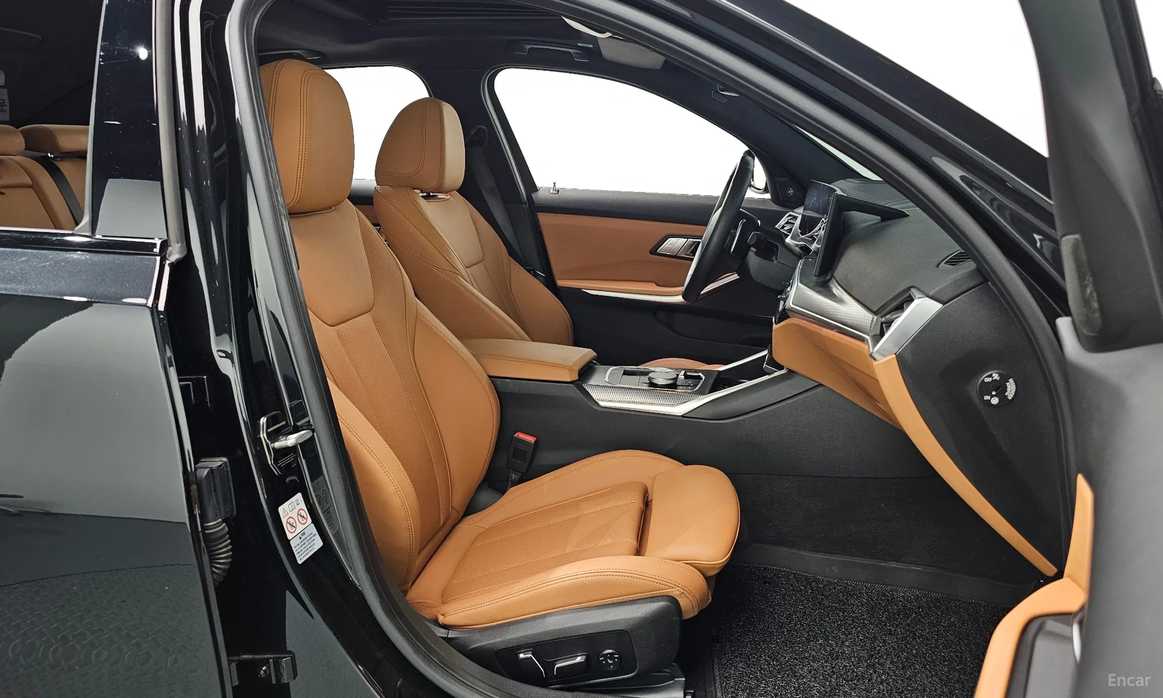 BMW 3 Series (G20) превью 10