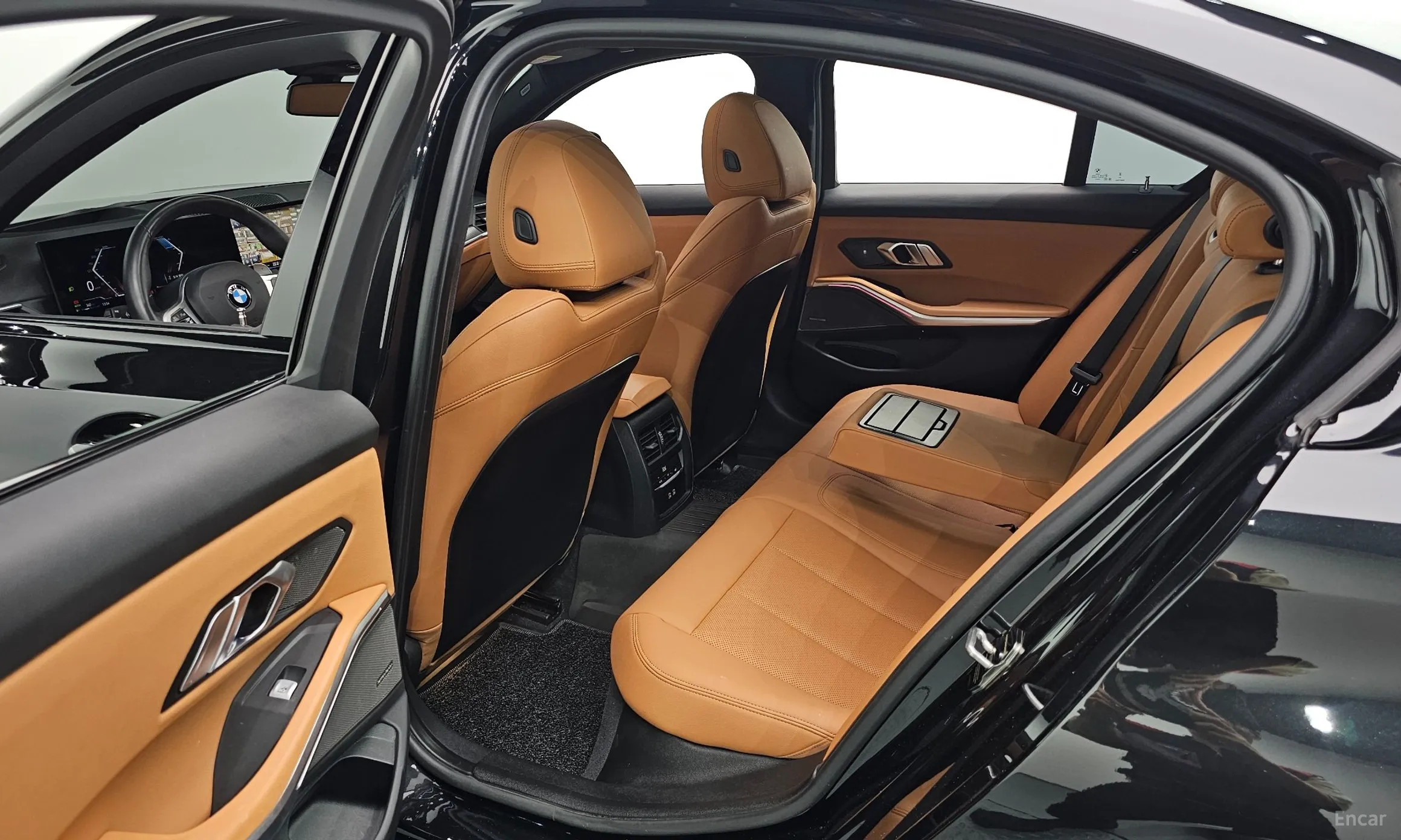 BMW 3 Series (G20) превью 12
