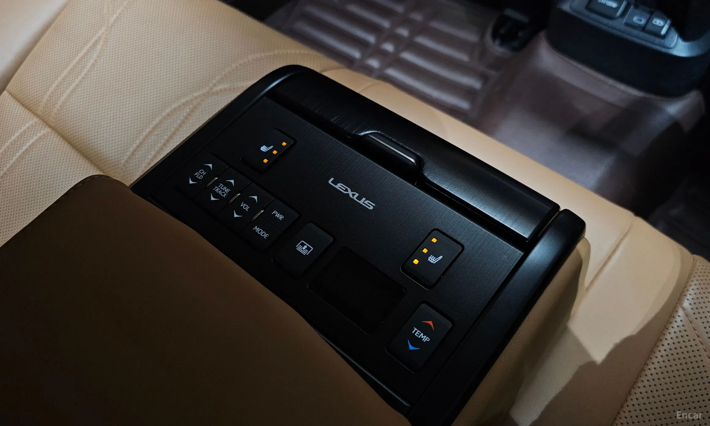 Lexus ES300h 7th Generation превью 19