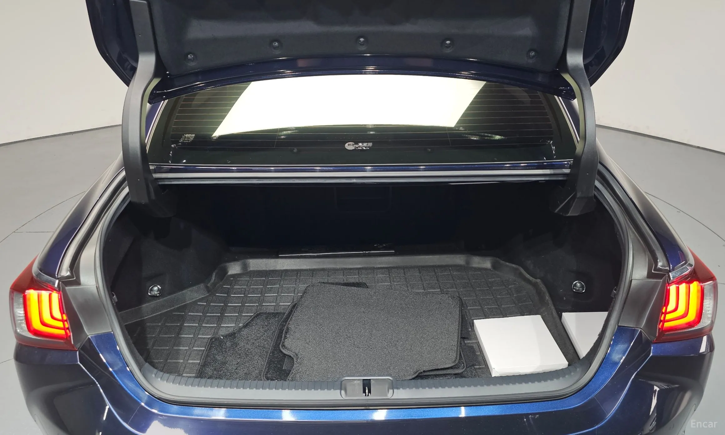 Lexus ES300h 7th Generation превью 20