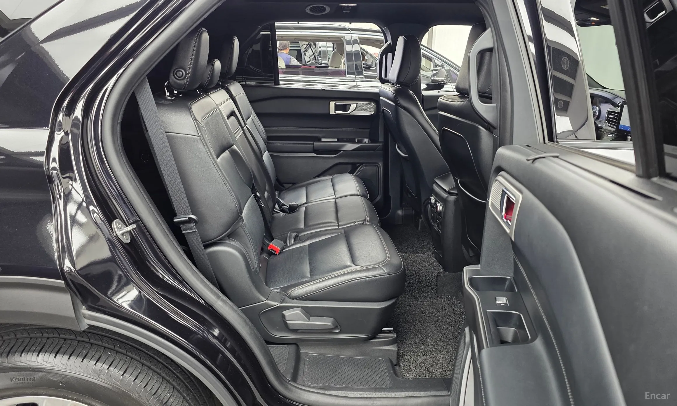Ford Explorer 6th Generation превью 12