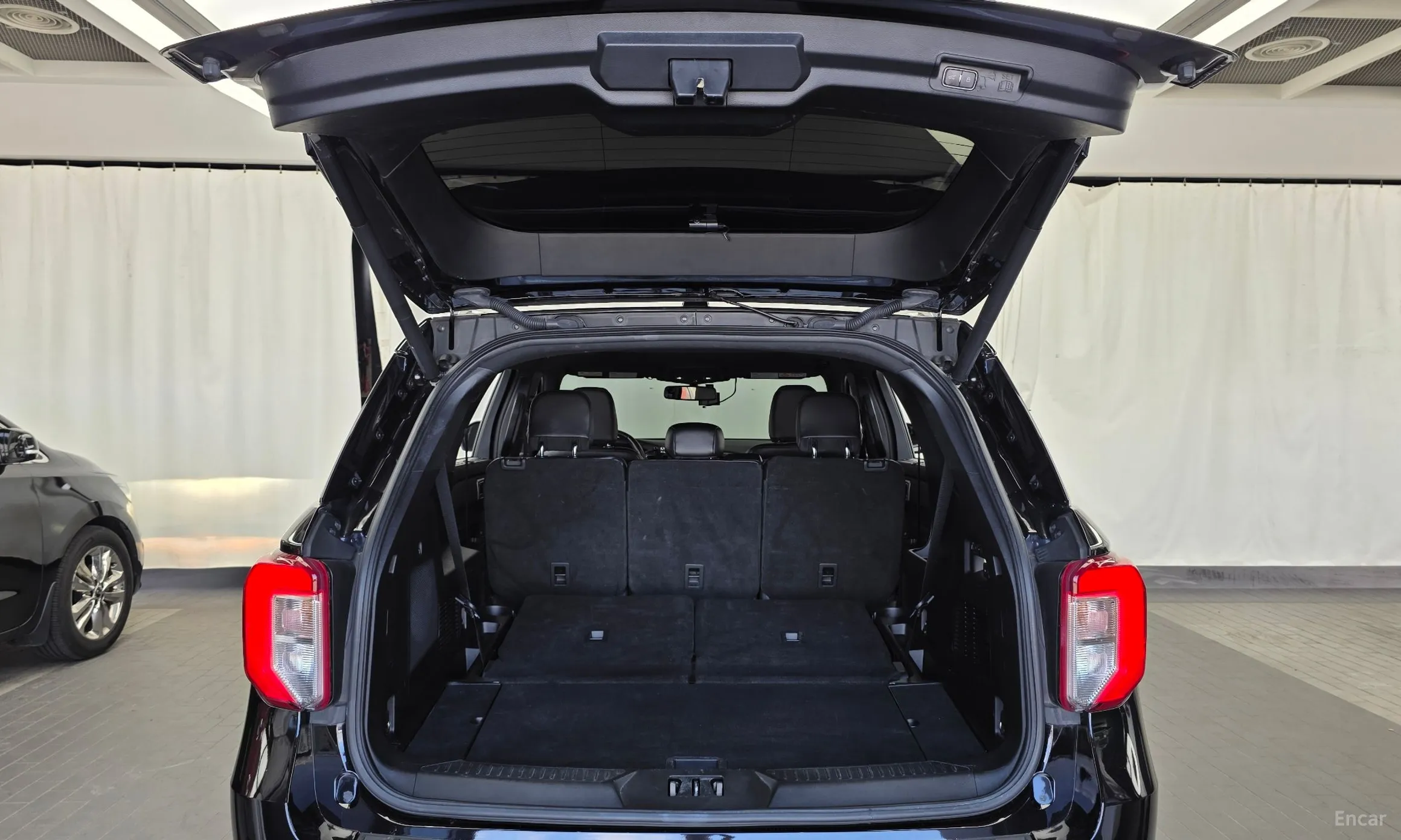 Ford Explorer 6th Generation превью 20