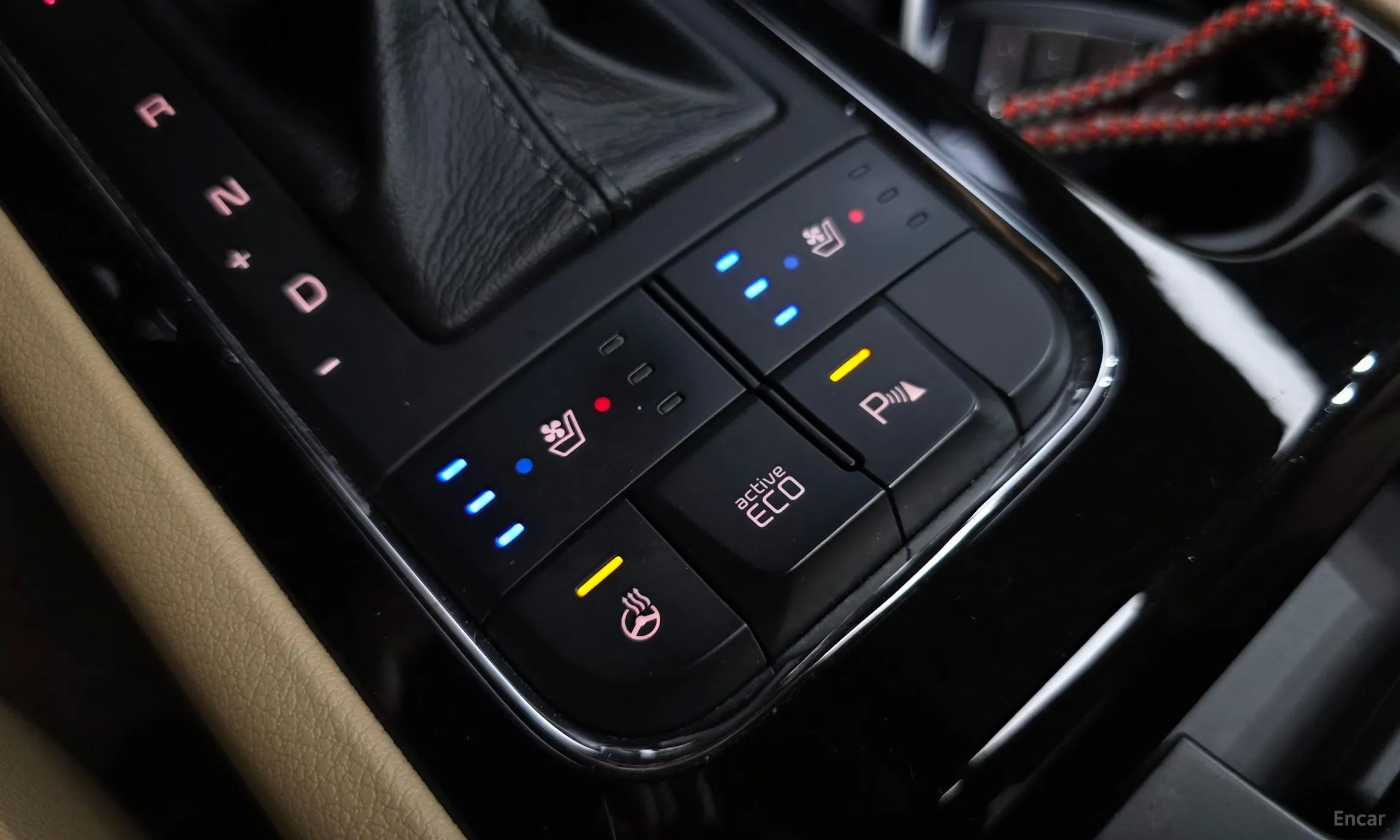 Kia Carnival превью 17