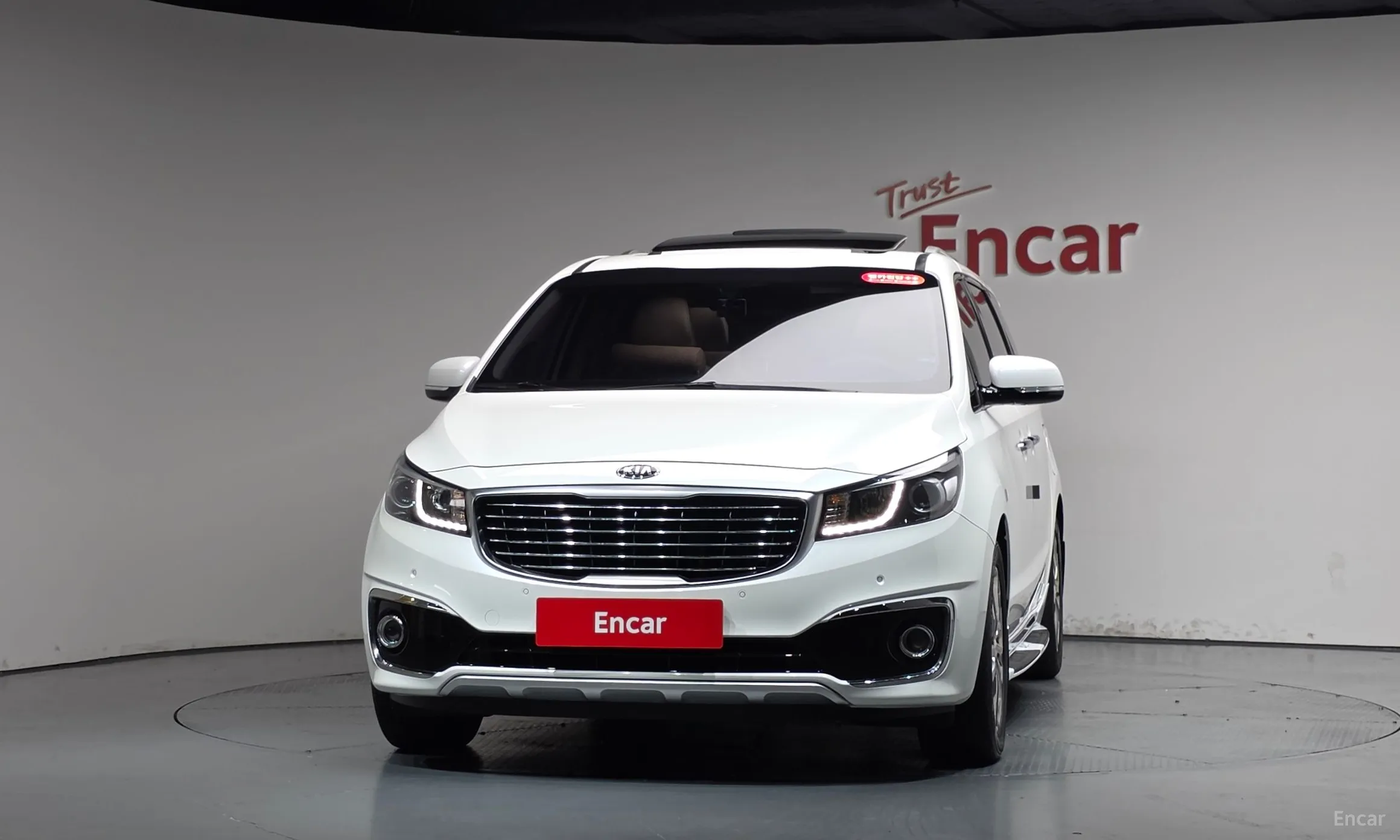 Kia Carnival превью 3
