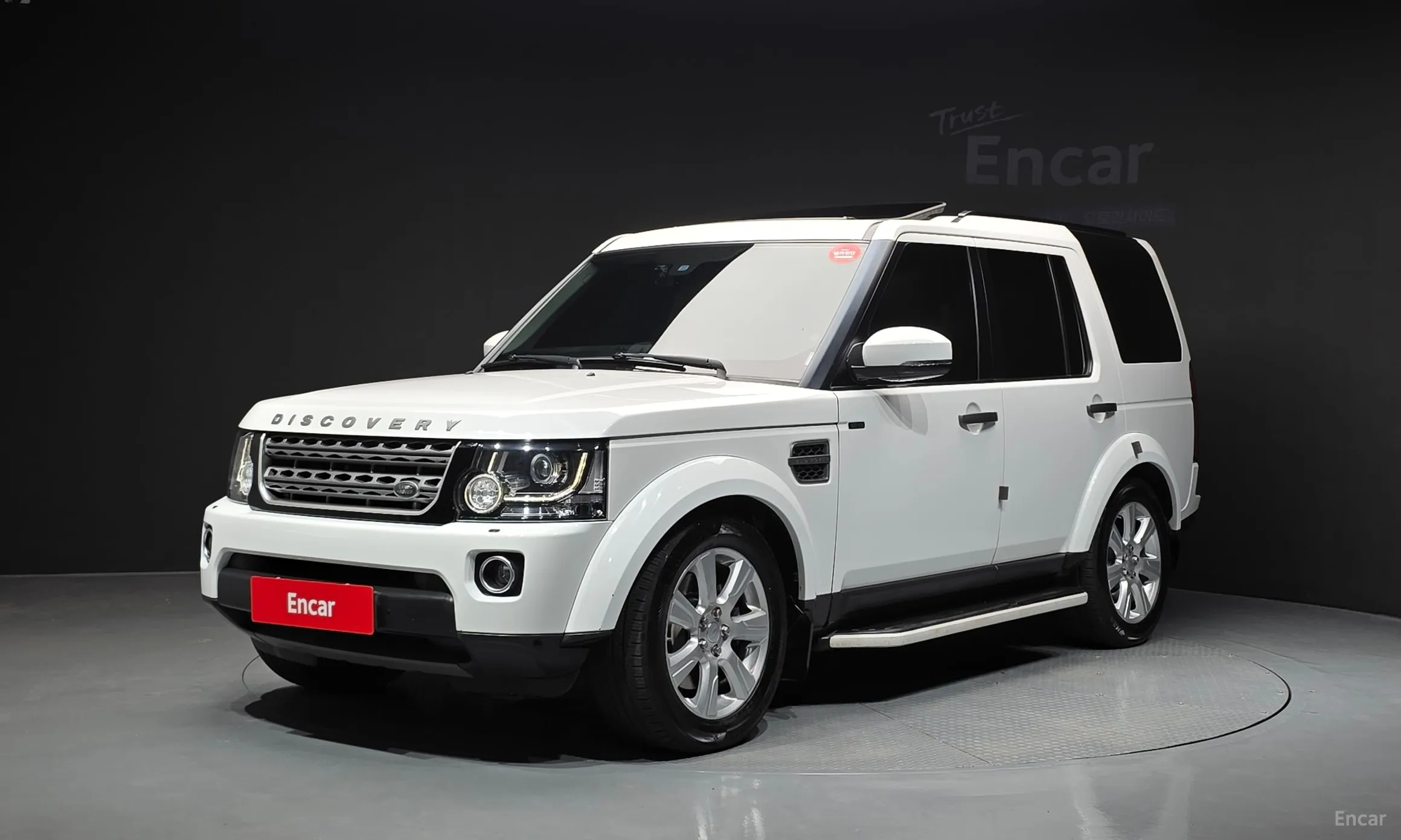 Land Rover Discovery 4