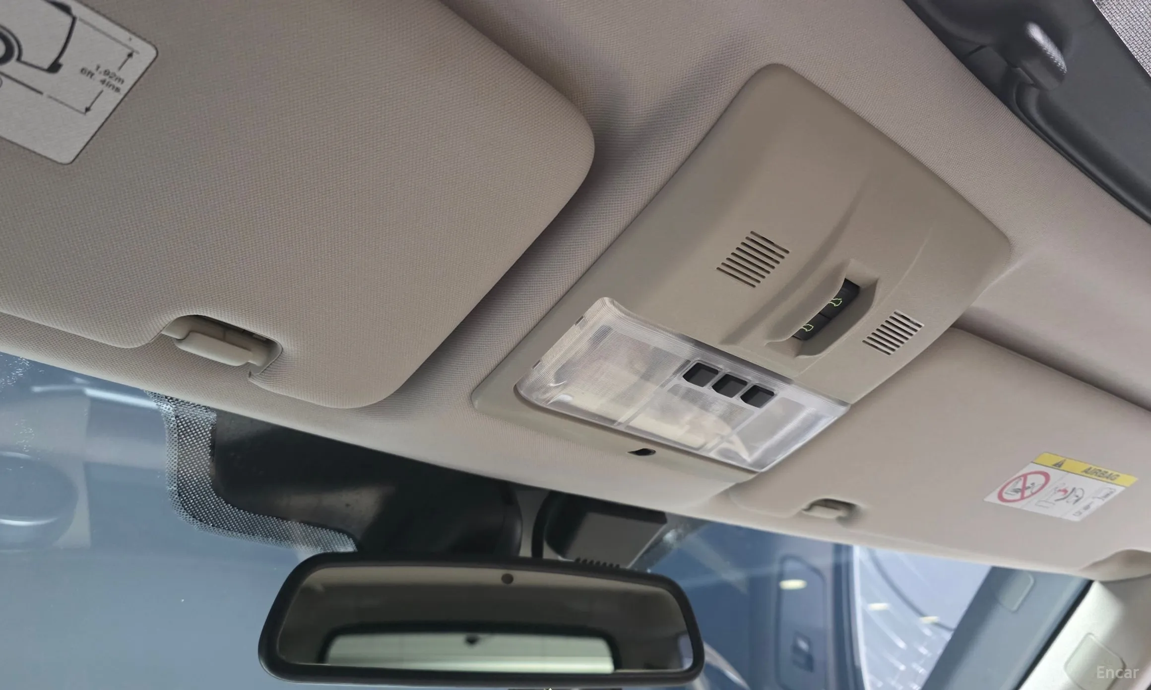 Land Rover Discovery 4 превью 17