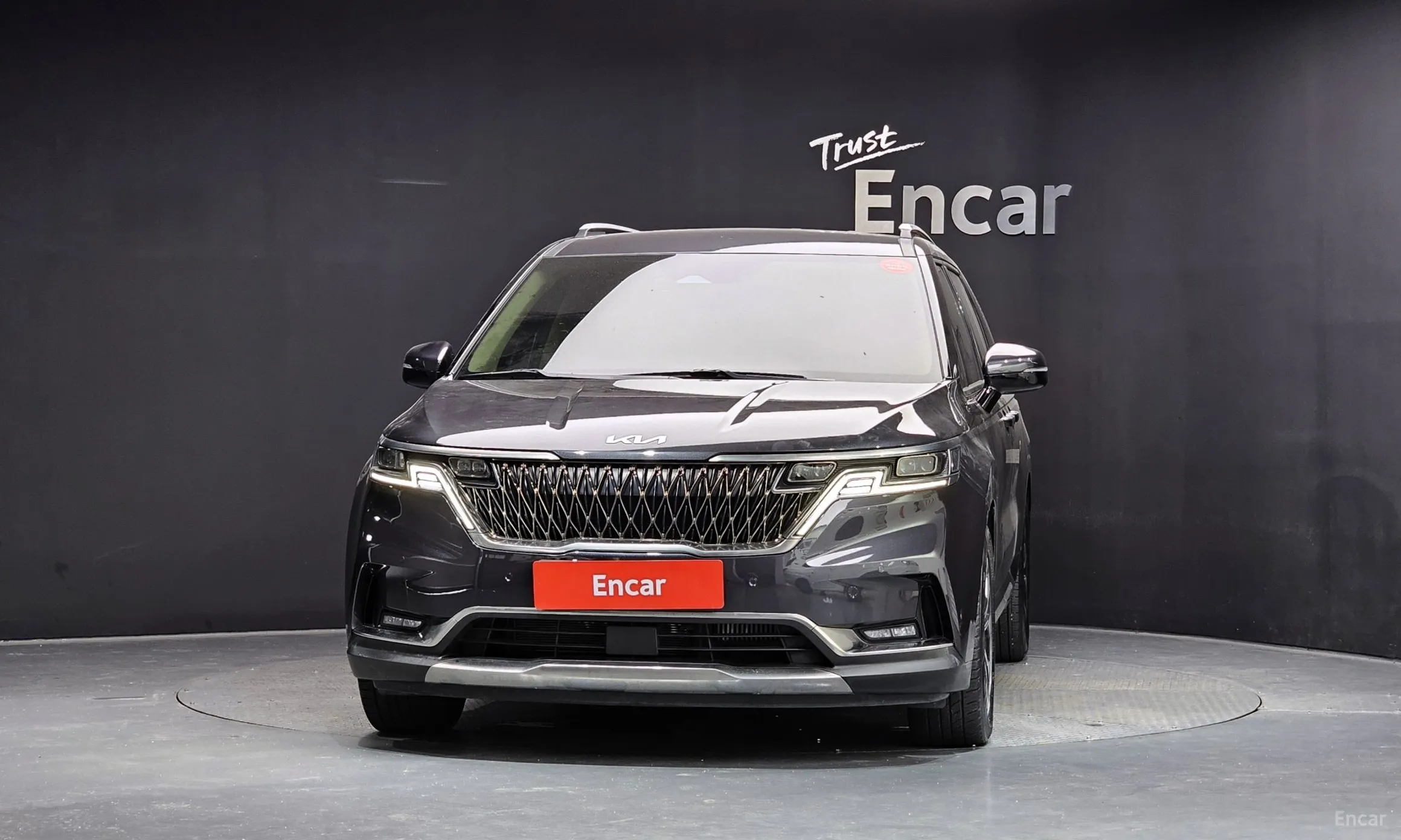 Kia Carnival Gen 4 превью 3