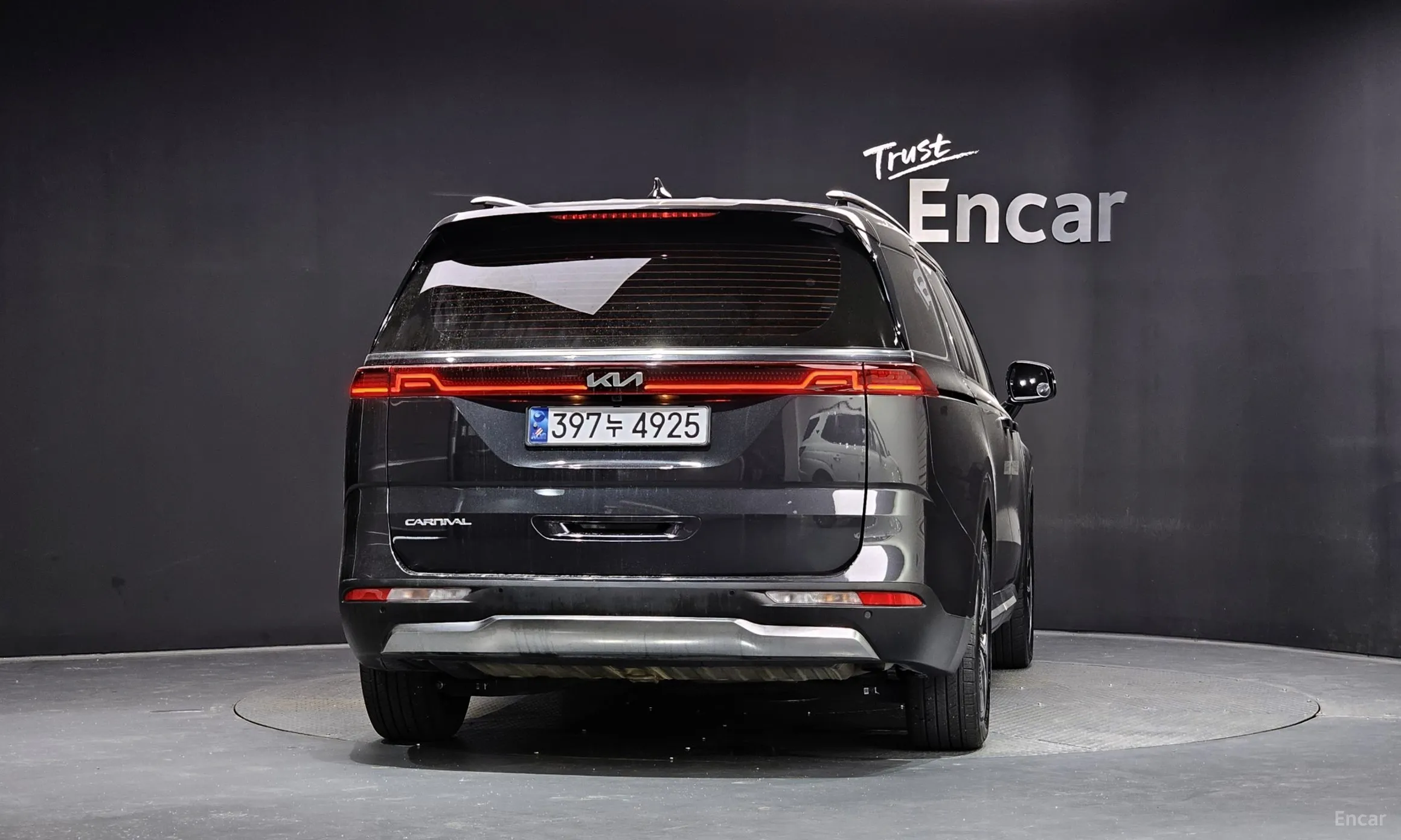 Kia Carnival Gen 4 превью 4