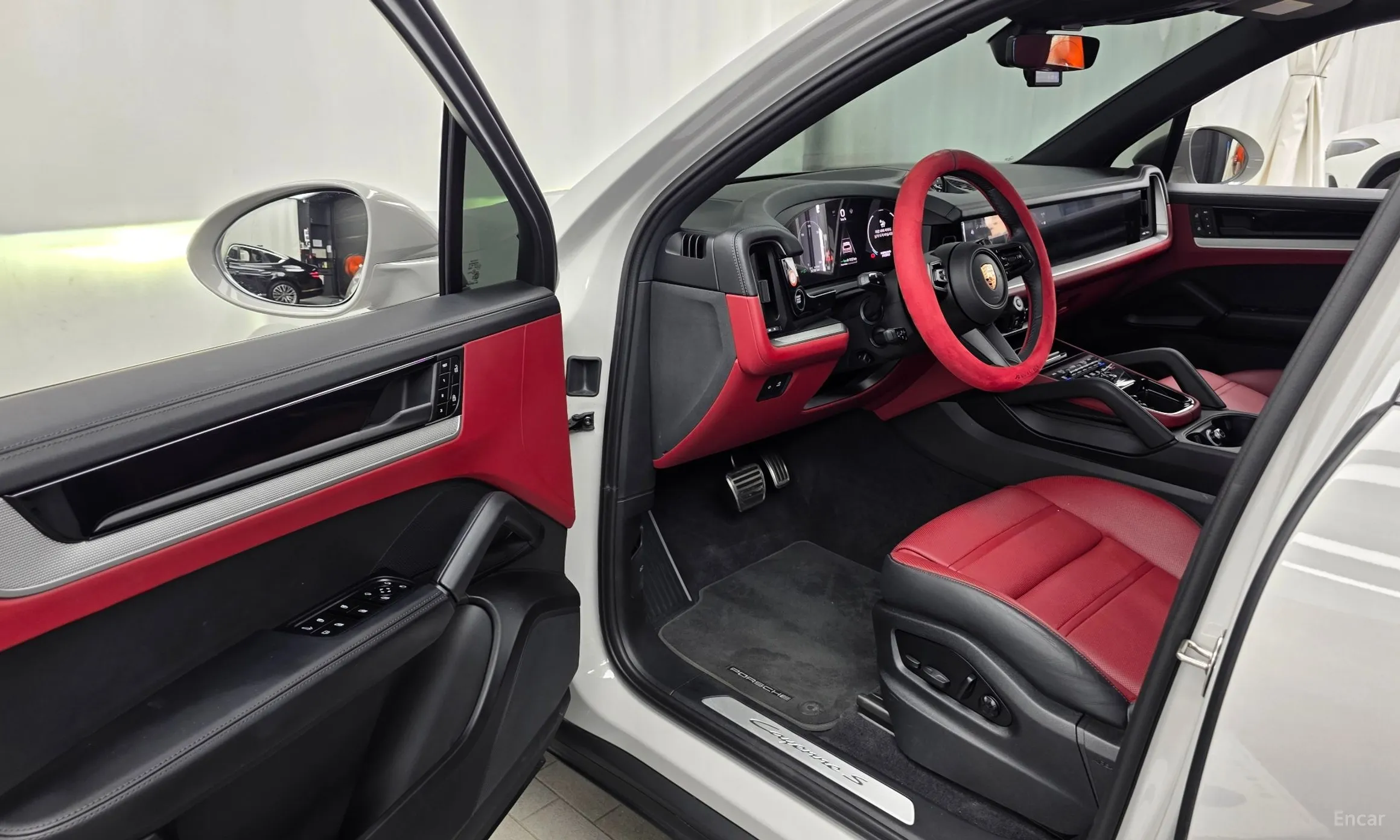 Porsche Cayenne (PO536) превью 10