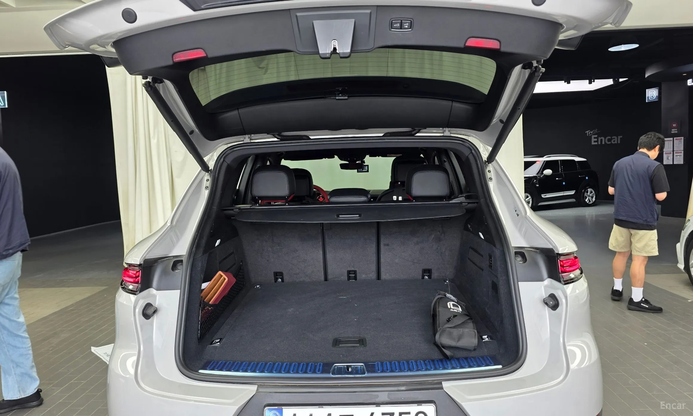 Porsche Cayenne (PO536) превью 20