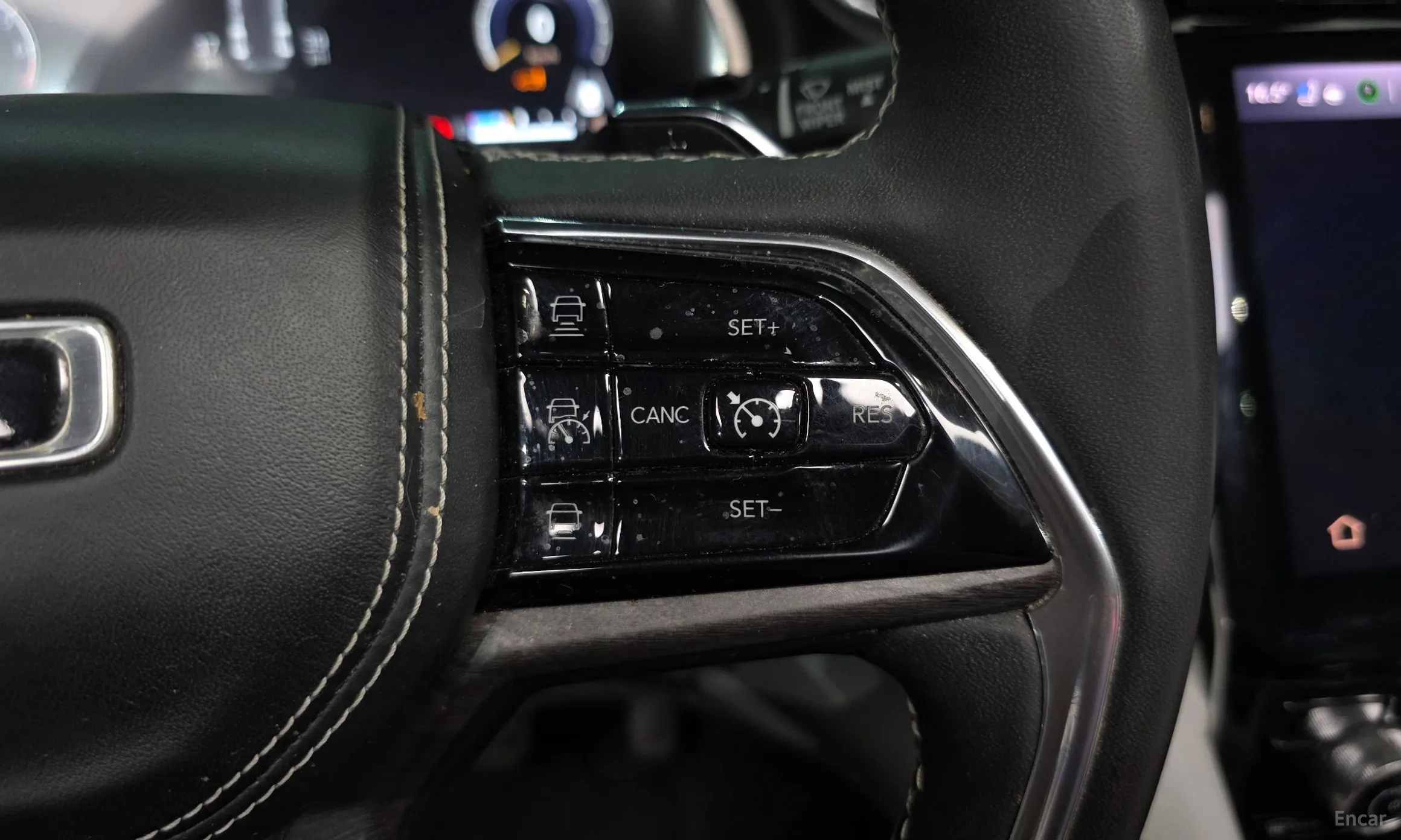 Jeep Grand Cherokee (WL) превью 18