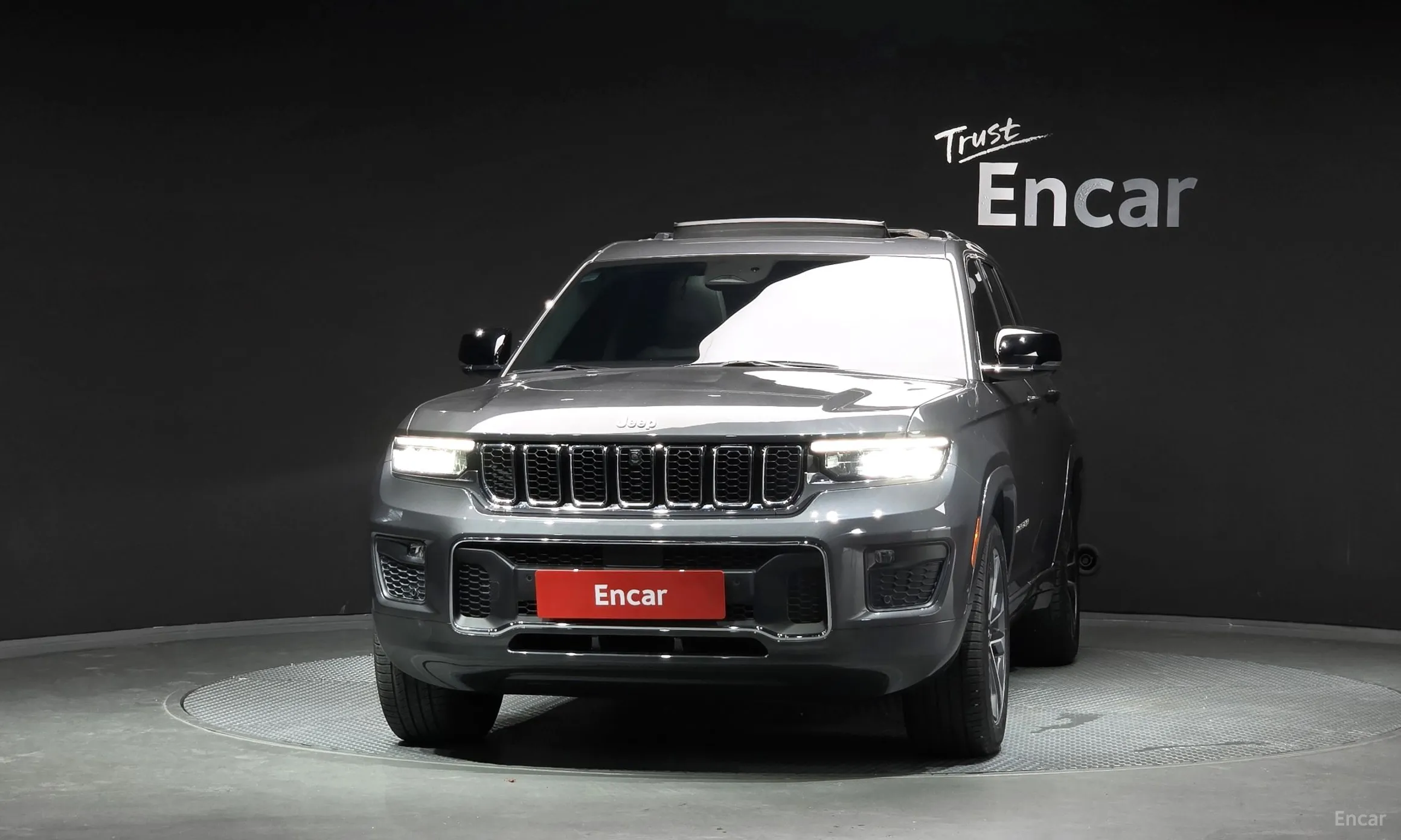 Jeep Grand Cherokee (WL) превью 3