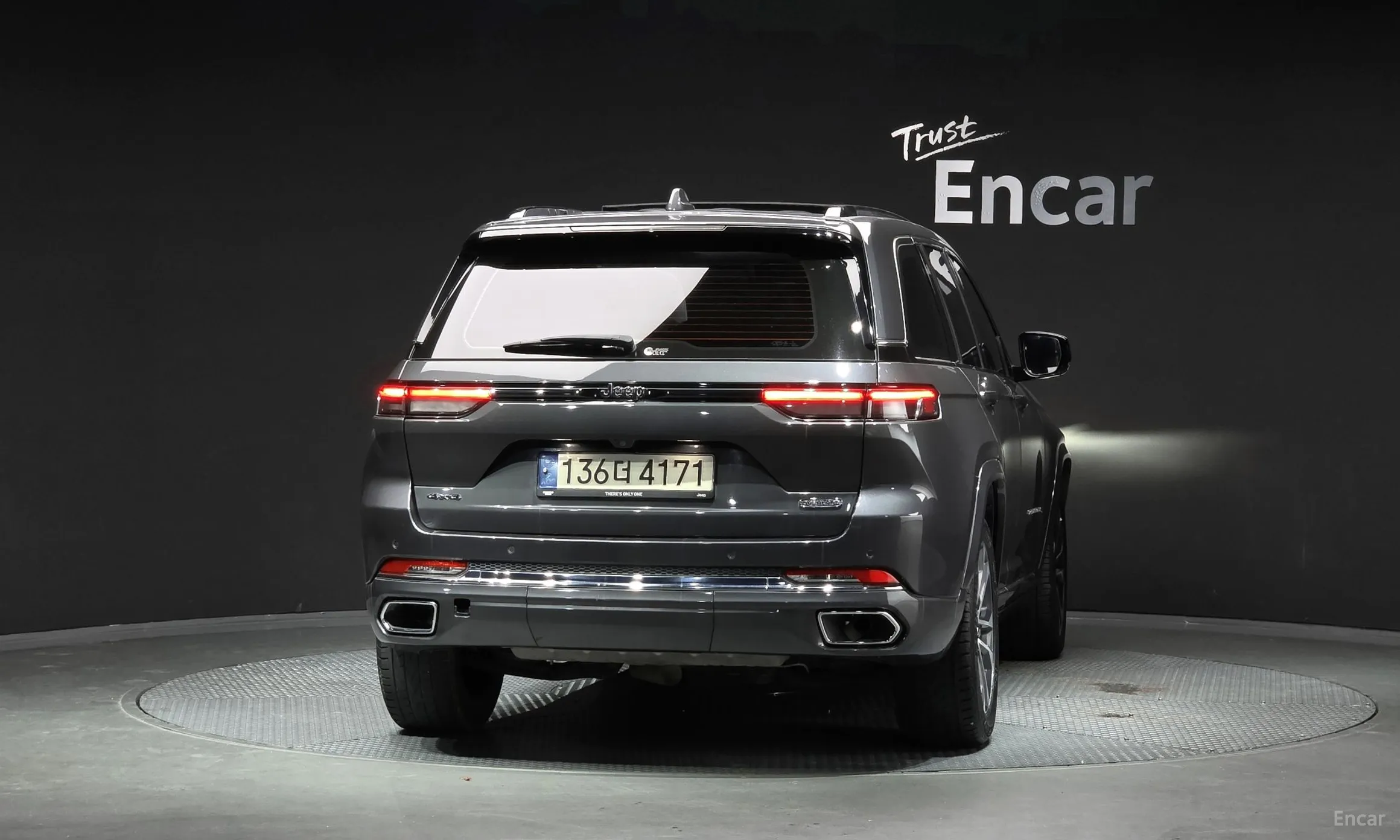 Jeep Grand Cherokee (WL) превью 4