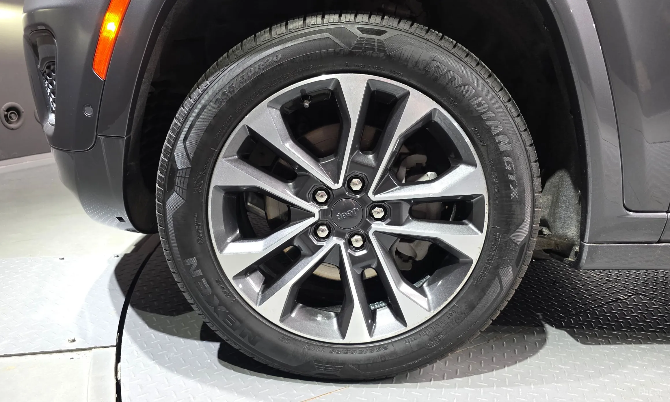 Jeep Grand Cherokee (WL) превью 5