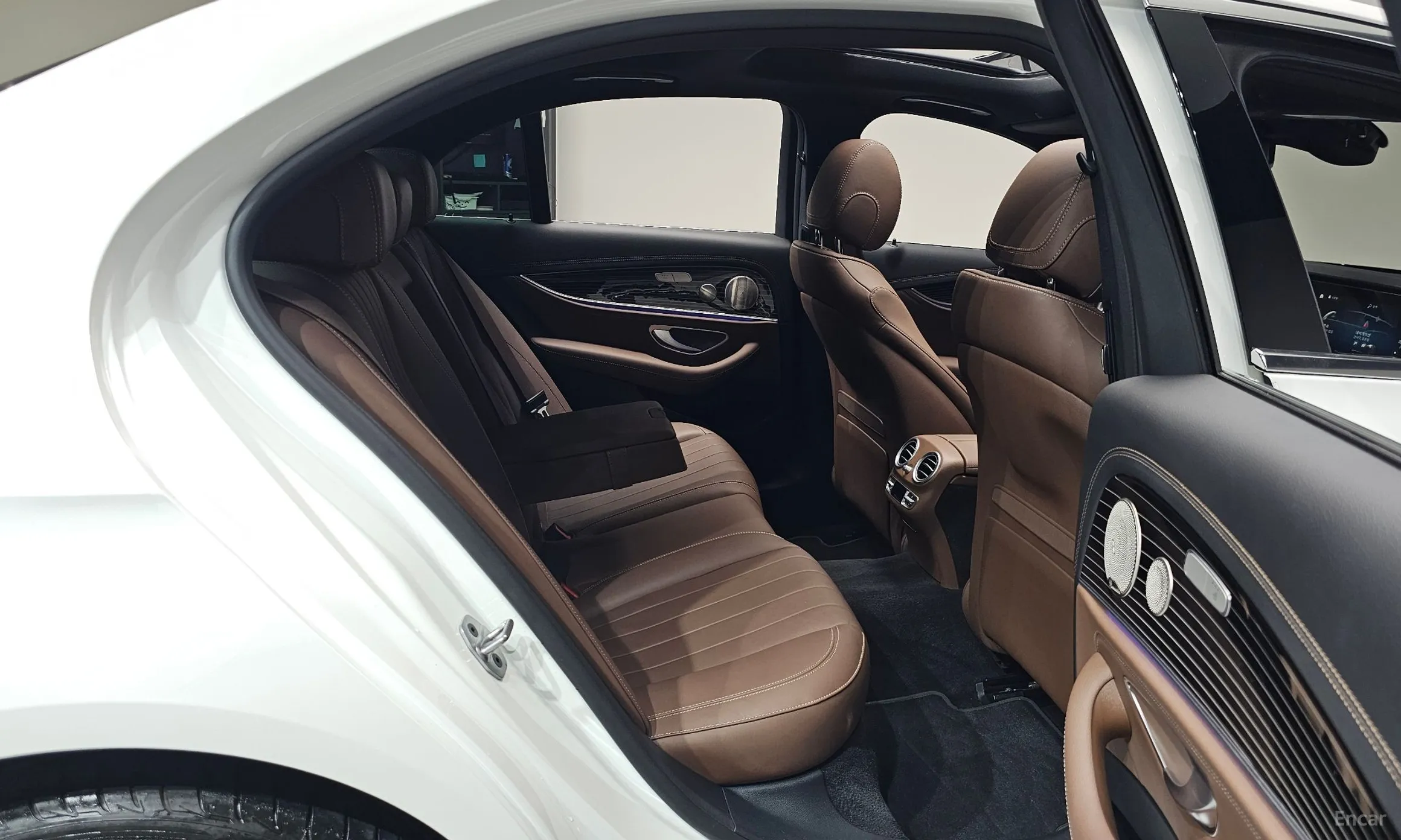 Mercedes Benz E-Class W213 превью 11