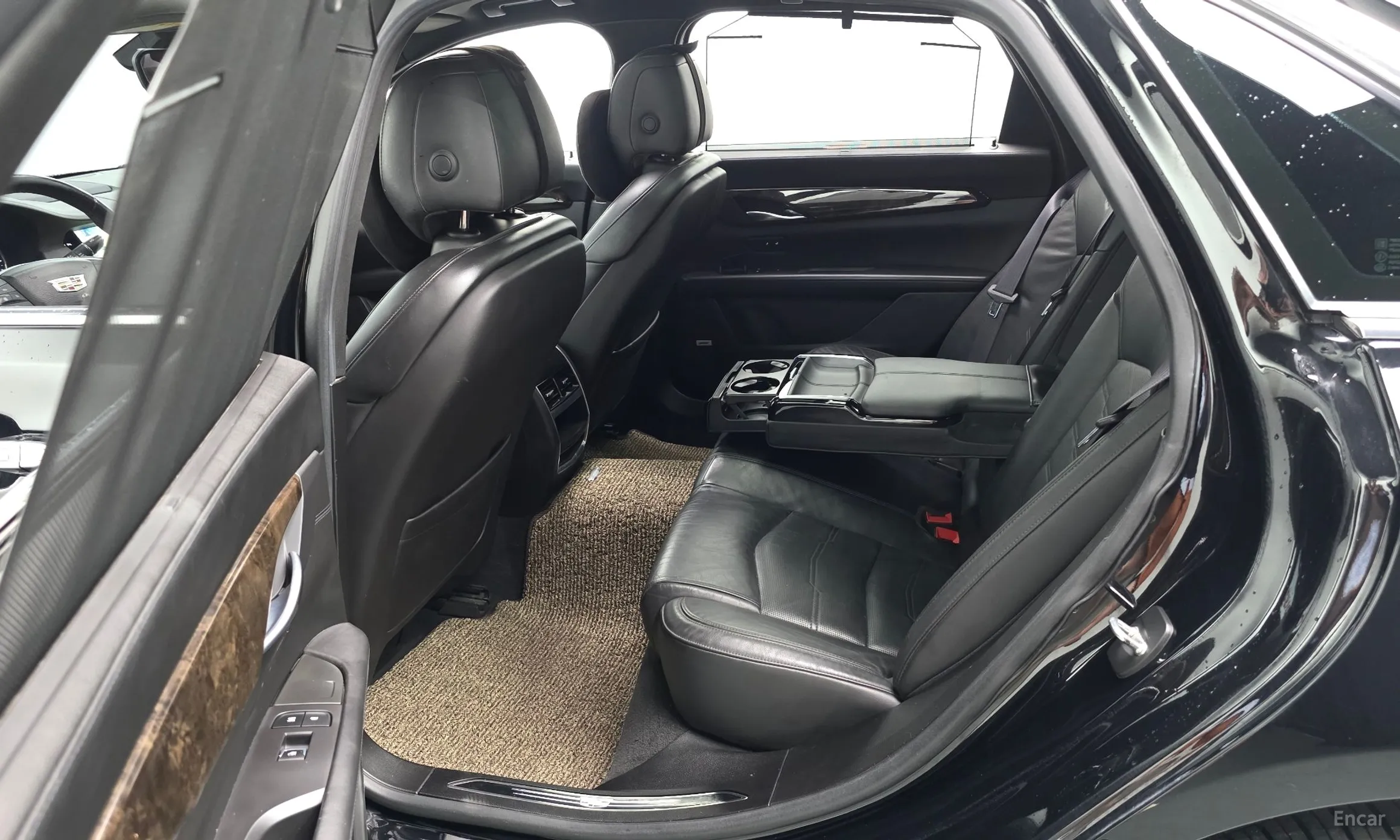 Cadillac CT6 превью 12