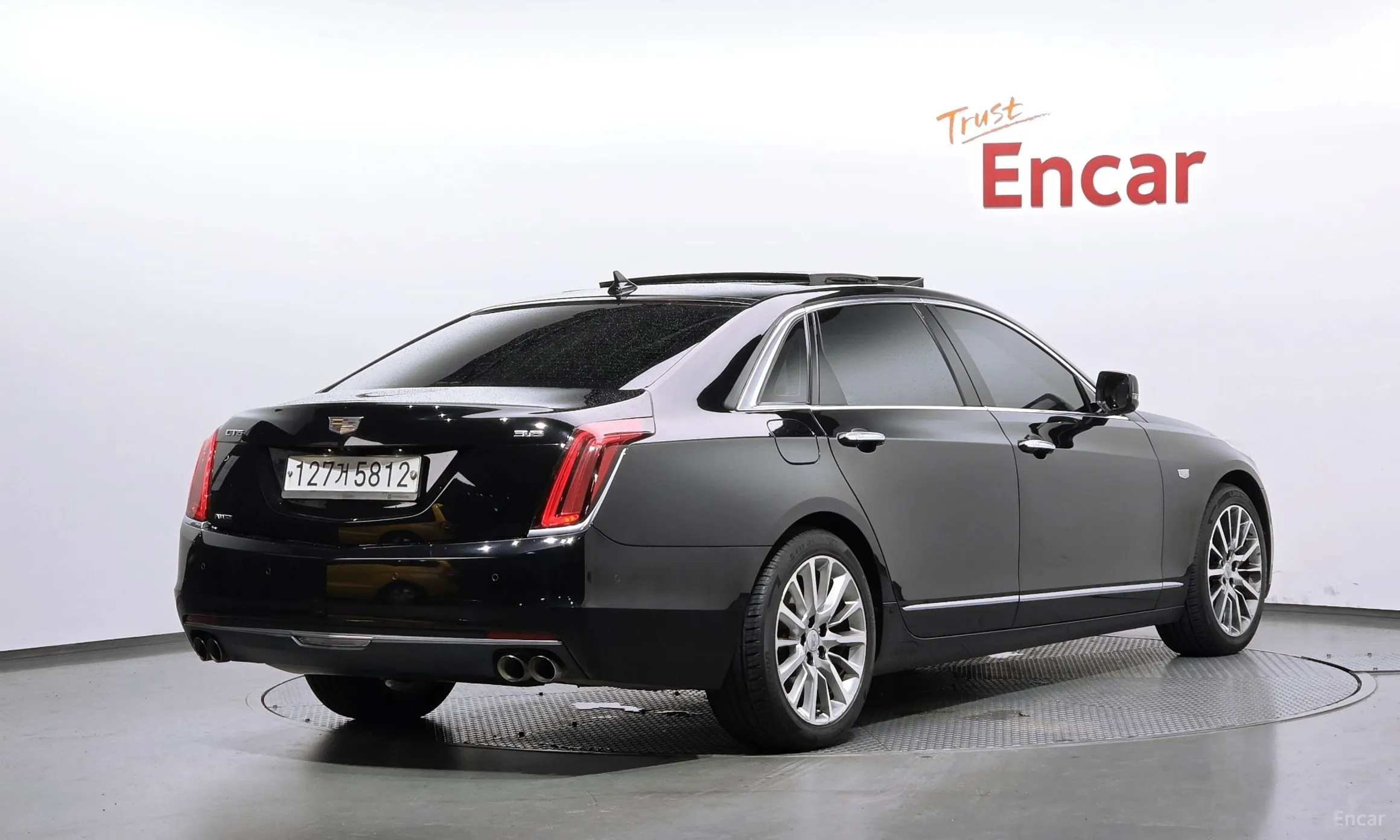 Cadillac CT6 превью 2