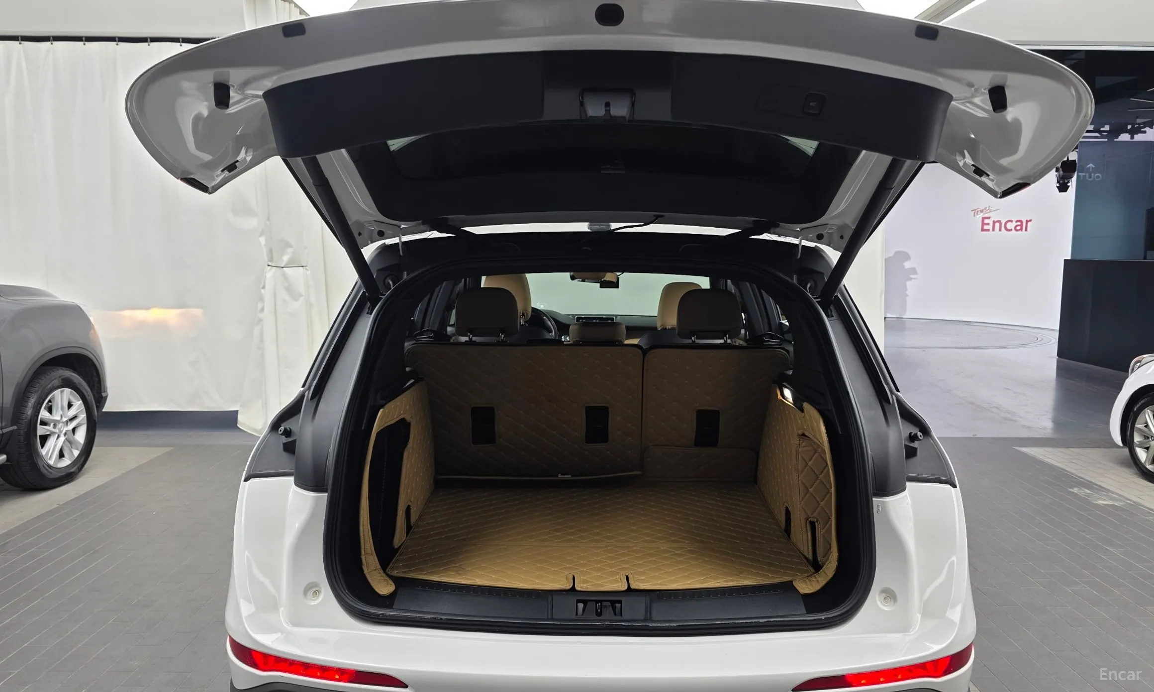 Lincoln Corsair превью 20