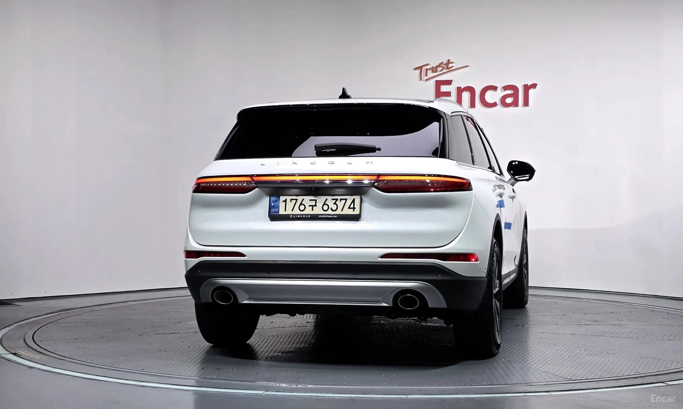 Lincoln Corsair превью 4